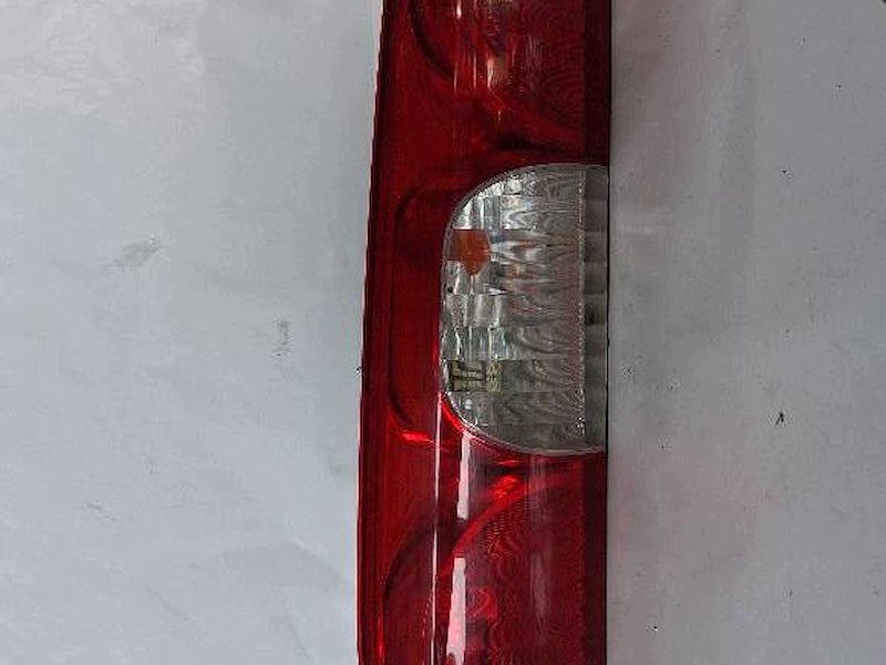 Rear lamp left Fiat doblo maxi image 2