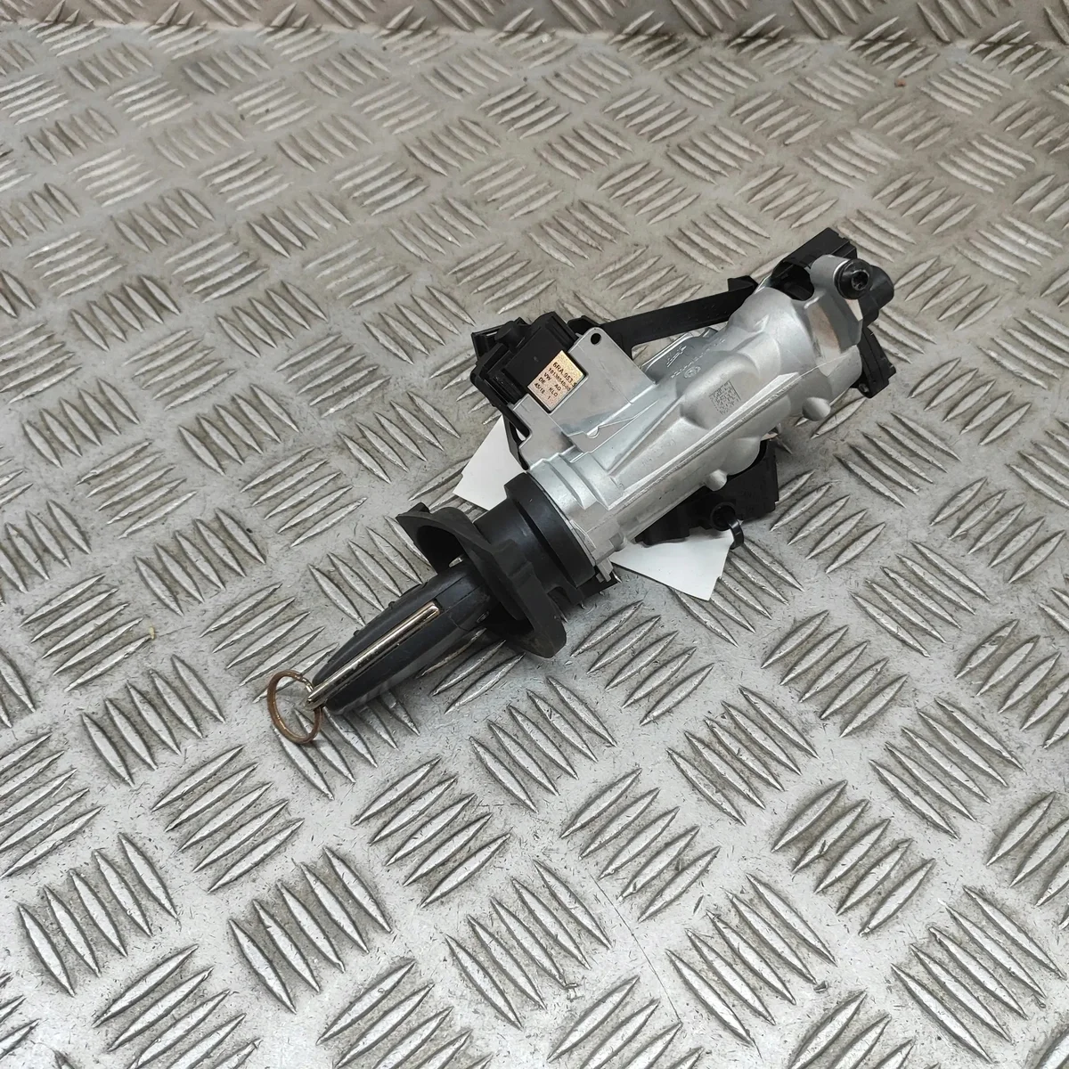 Audi Q3 Ignition Switch 5FA010780 image 3