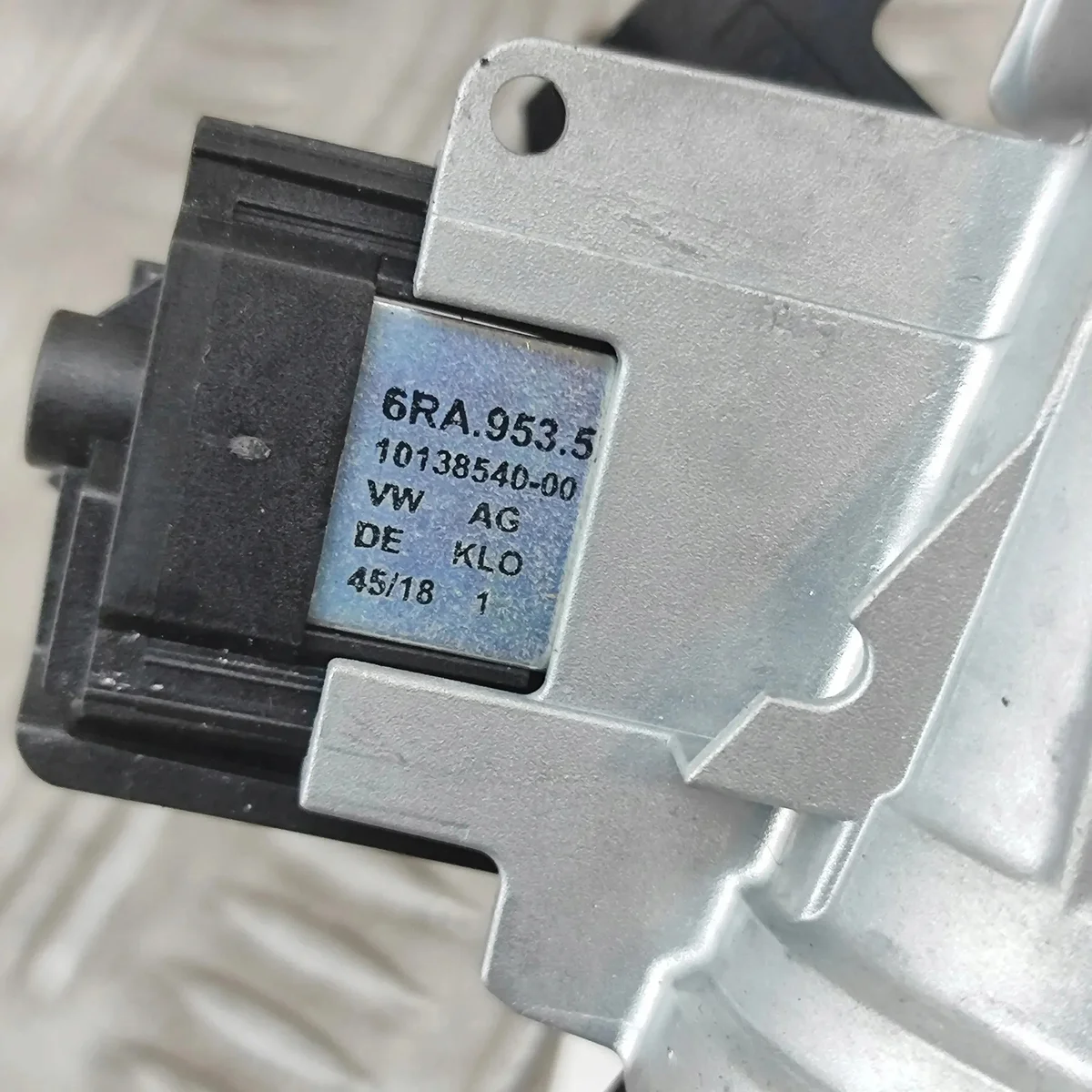 Audi Q3 Ignition Switch 5FA010780 image 4