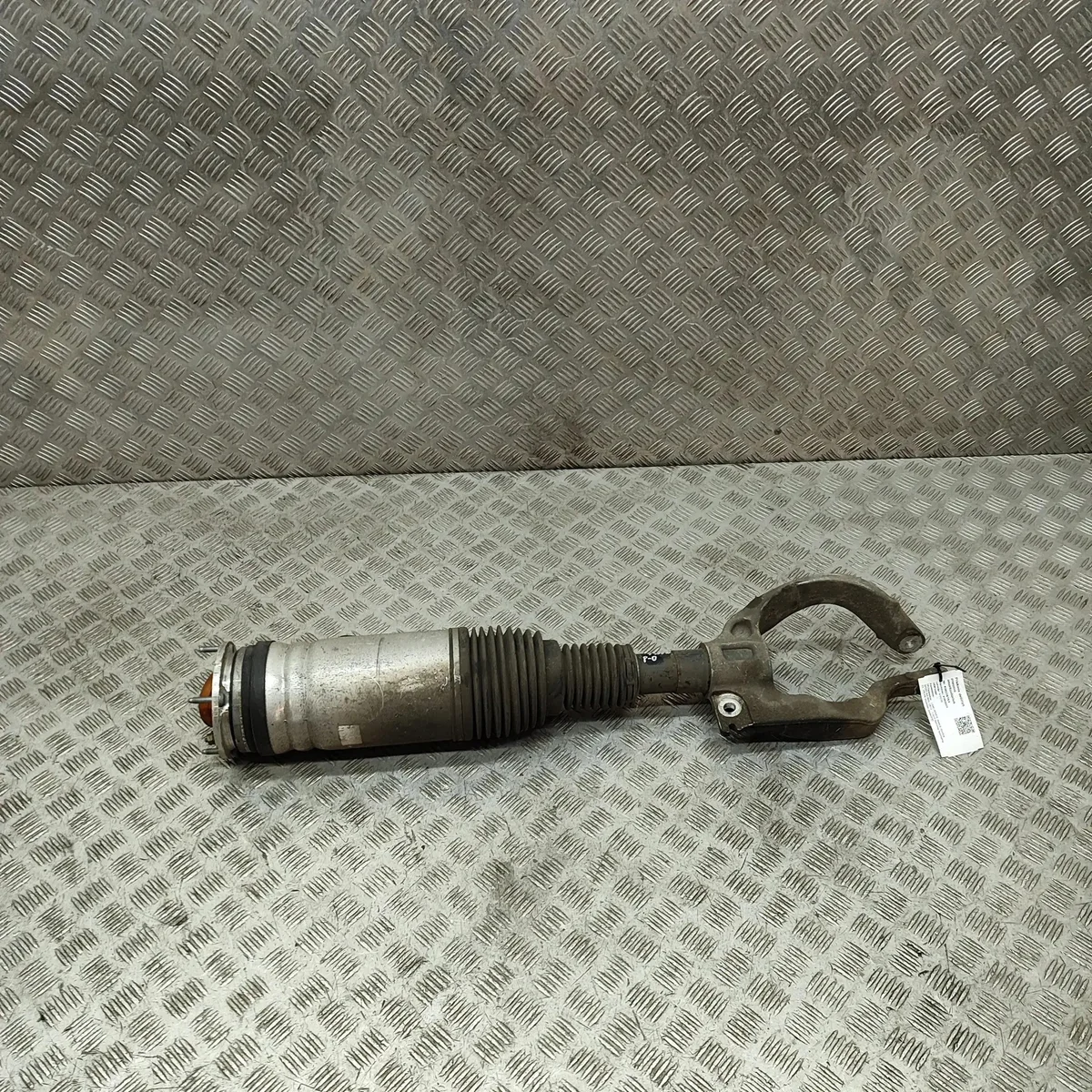 Höger främre luftfjädring Land Rover JK6M3C285AD image 3