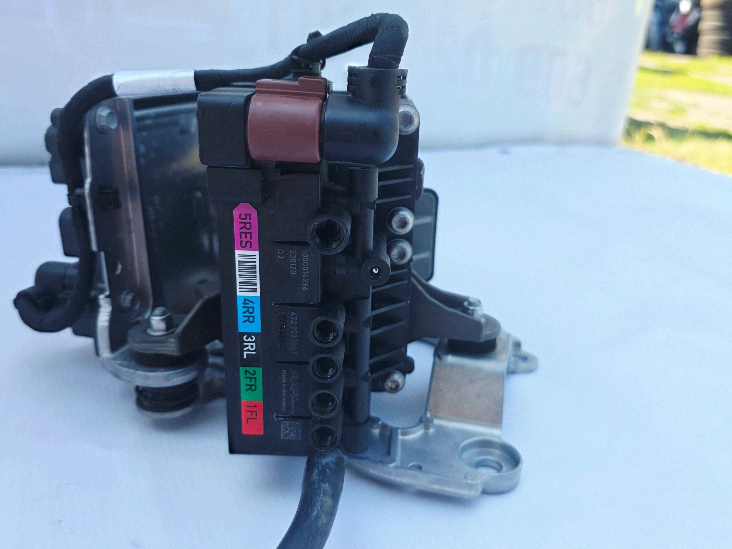 Porsche 95C907778G ECU fjädring begagnad image 5