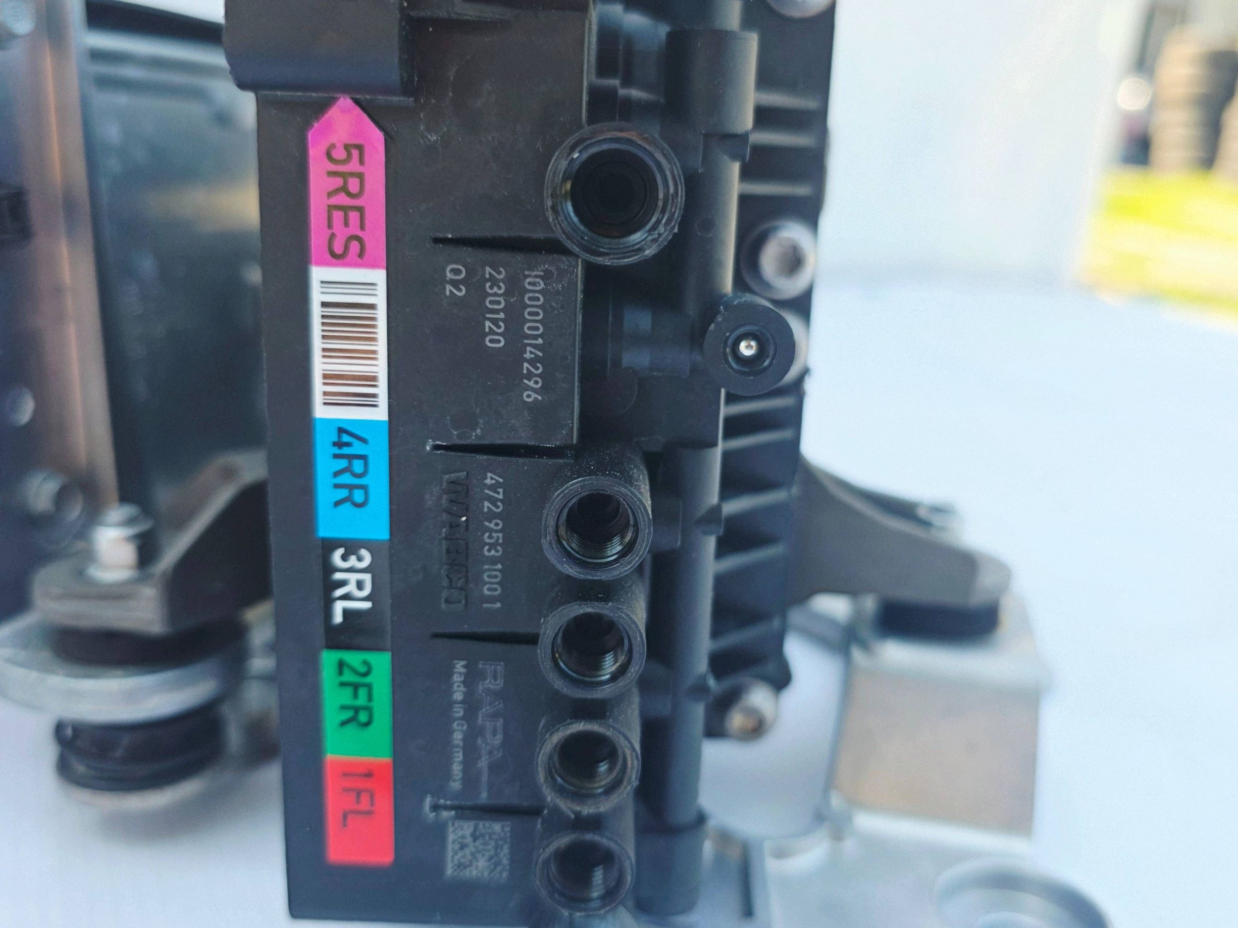 Porsche 95C907778G ECU fjädring begagnad image 6