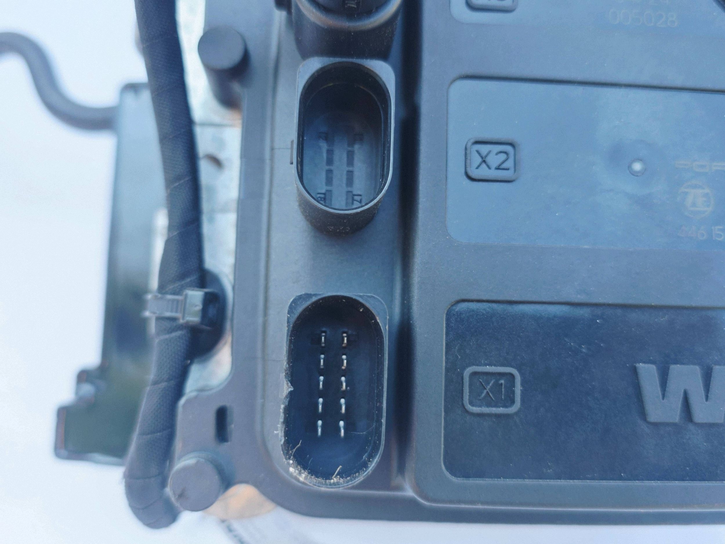 Porsche 95C907778G ECU fjädring begagnad image 10