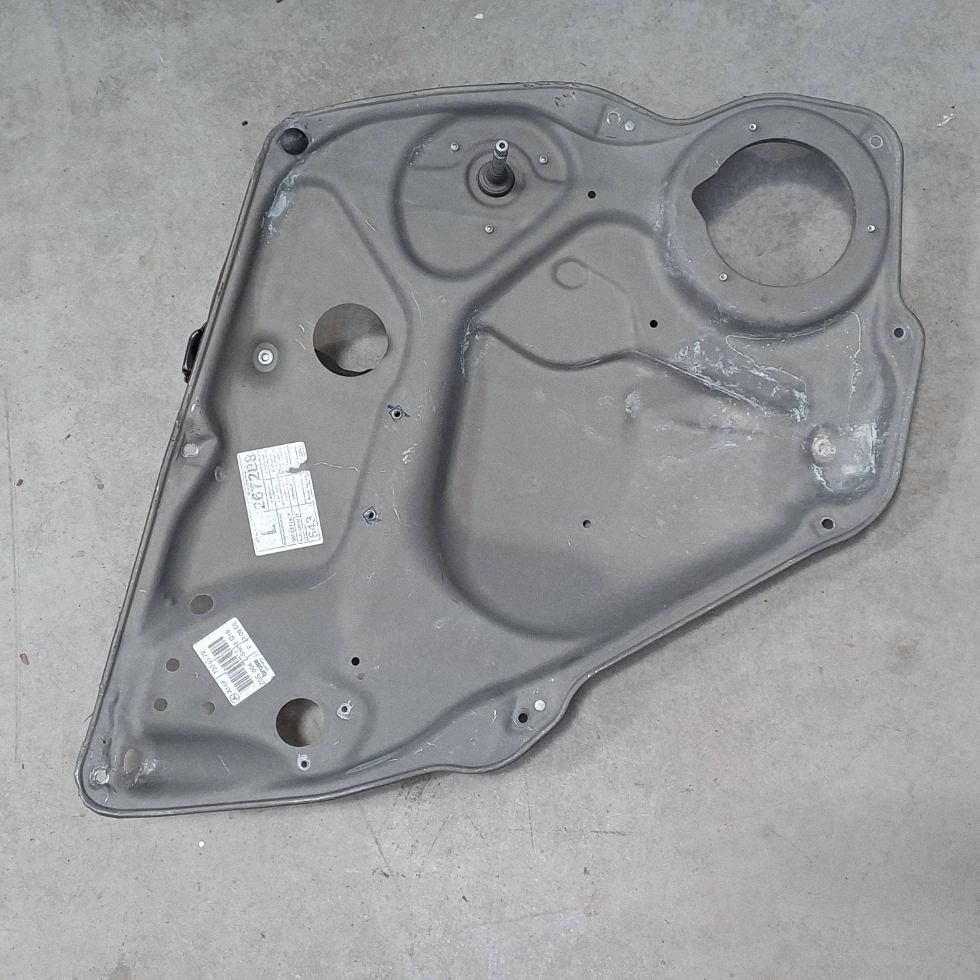 Lève-vitre manuel gauche arrière Mercedes B W245 image 2