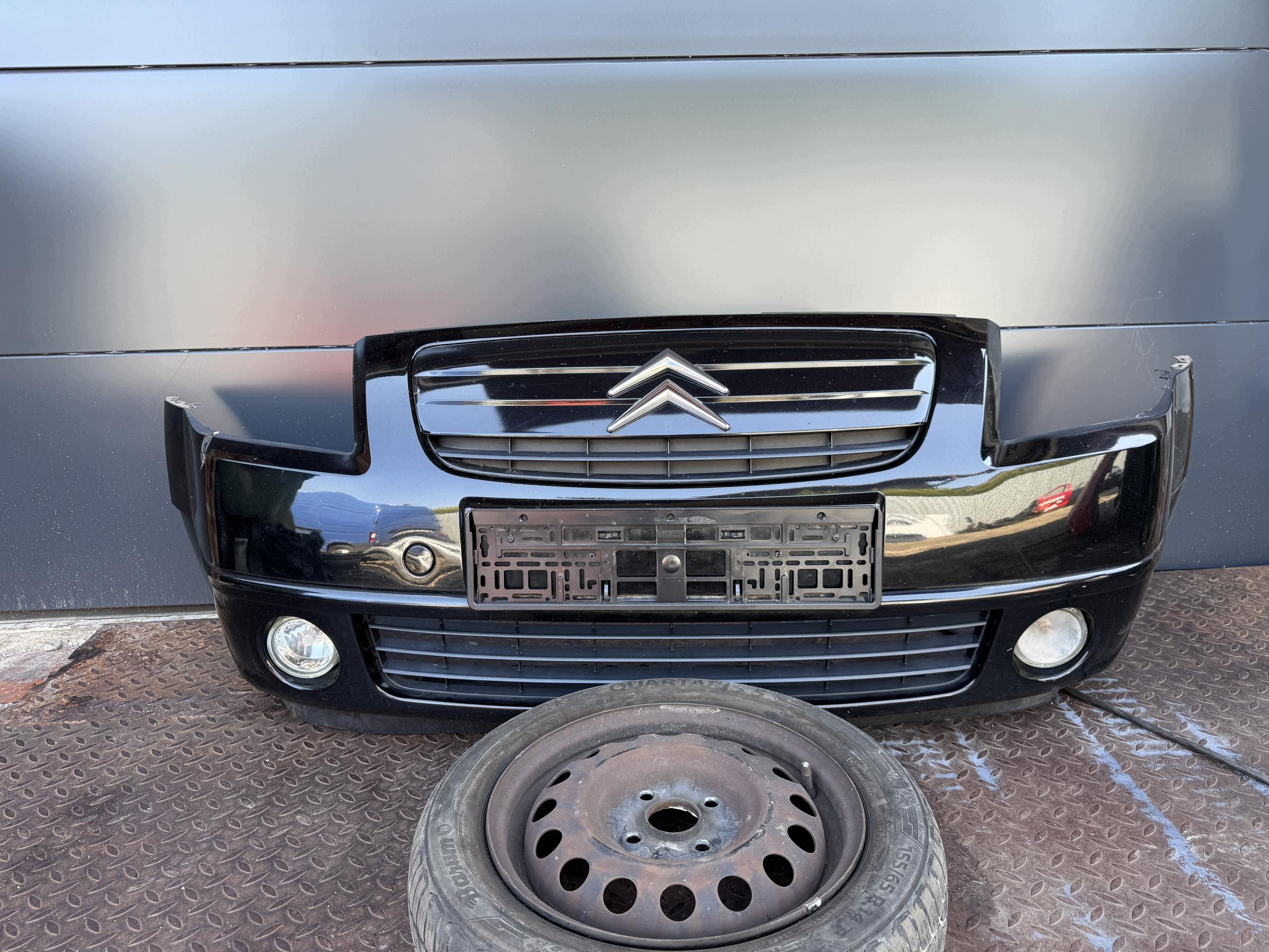 Citroen C2 Front Bumper Grill 96484661 image 2