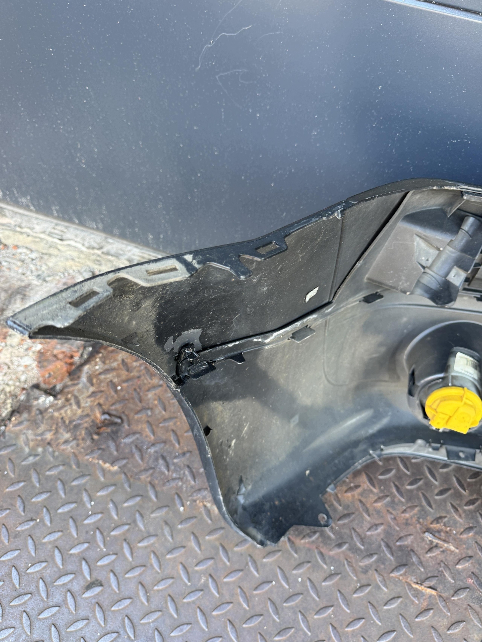 Citroen C2 Front Bumper Grill 96484661 image 4