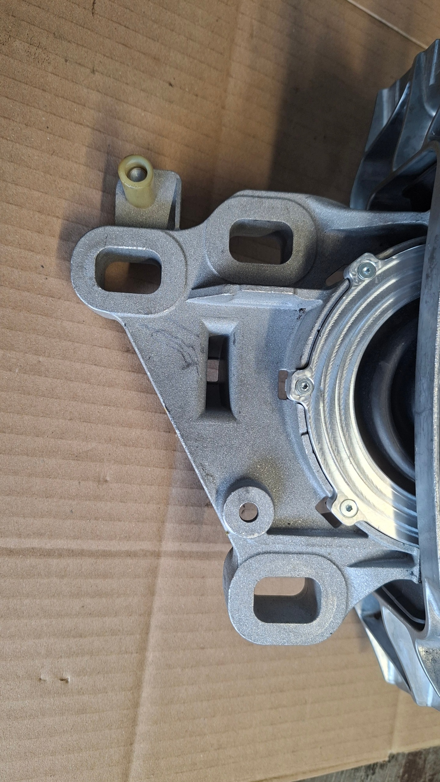 Soporte de motor Mercedes-Benz A1782400100 usado image 5
