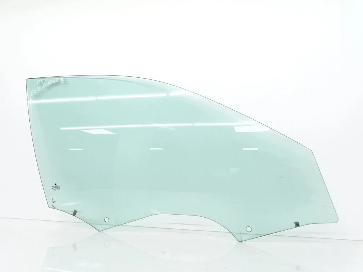Cristal Lateral Skoda Superb III 3V 2016