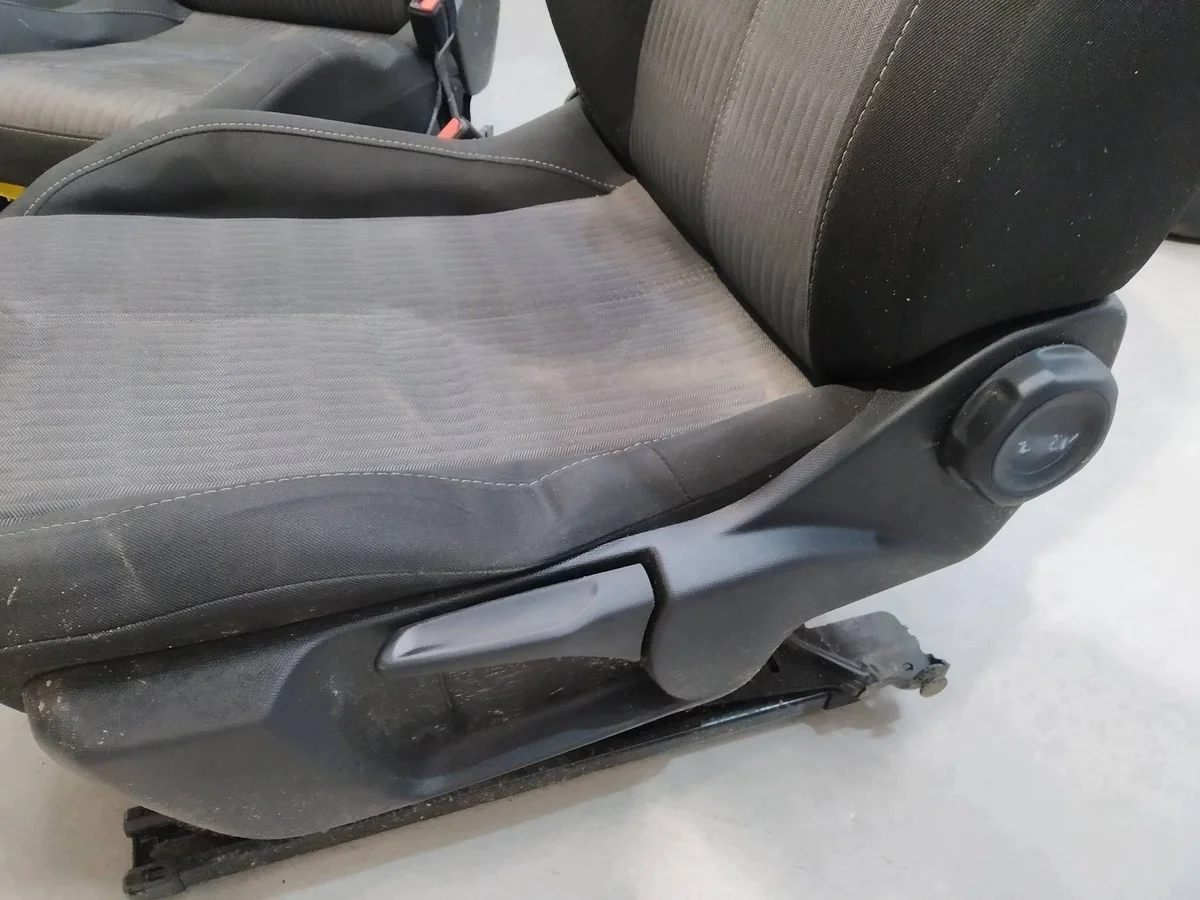 Opel Corsa VI istuinverhoilu 5D EU image 4