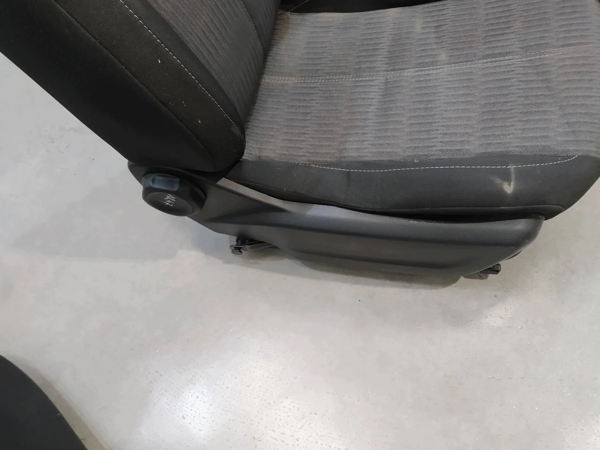 Opel Corsa VI istuinverhoilu 5D EU image 6