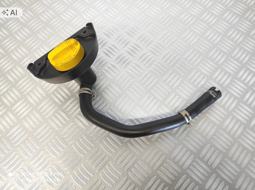 Bouchon d'huile Renault Trafic III 165752889R image 2