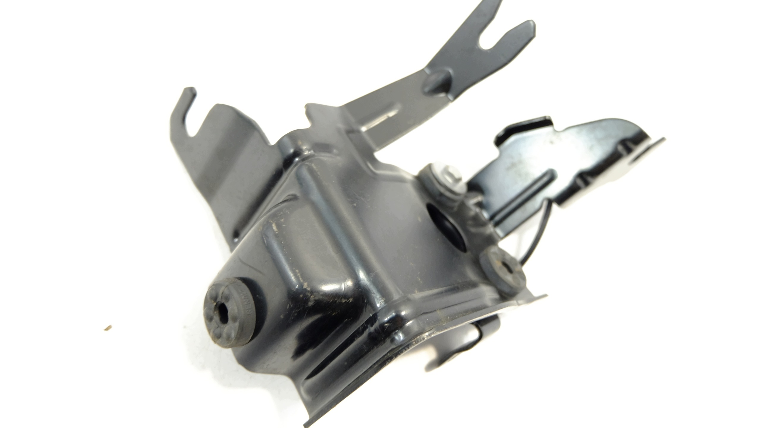 Dacia Sandero III ABS-pumpun kiinnike image 8