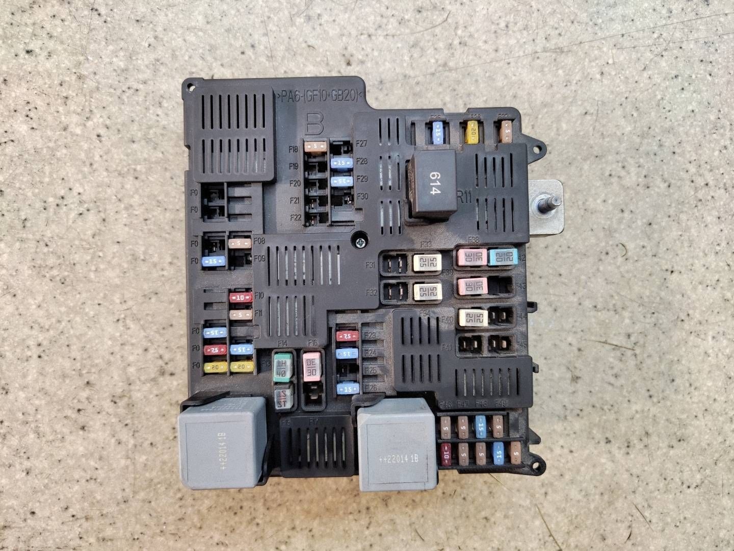 Sulakeboxi Volvo V90 32322426 image 2