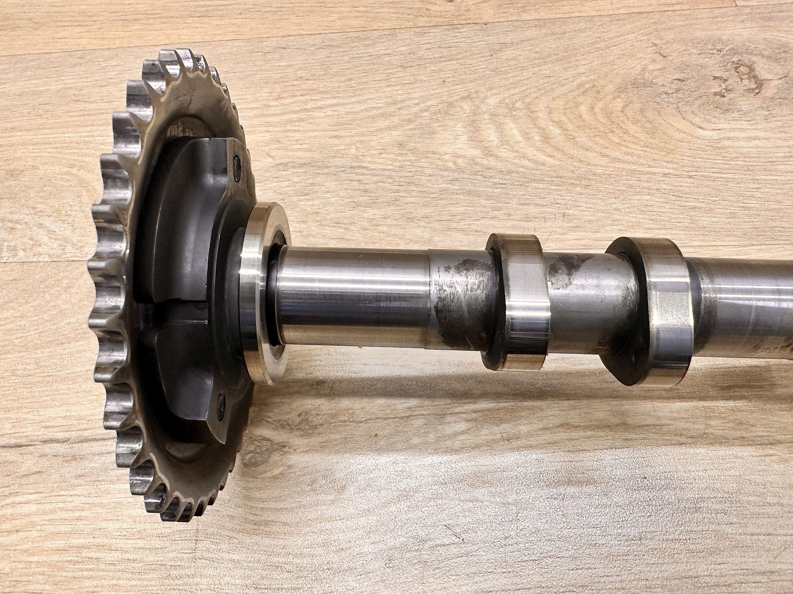 Arbre à cames échappement Ford Transit MK7 2.2 TDCI image 3