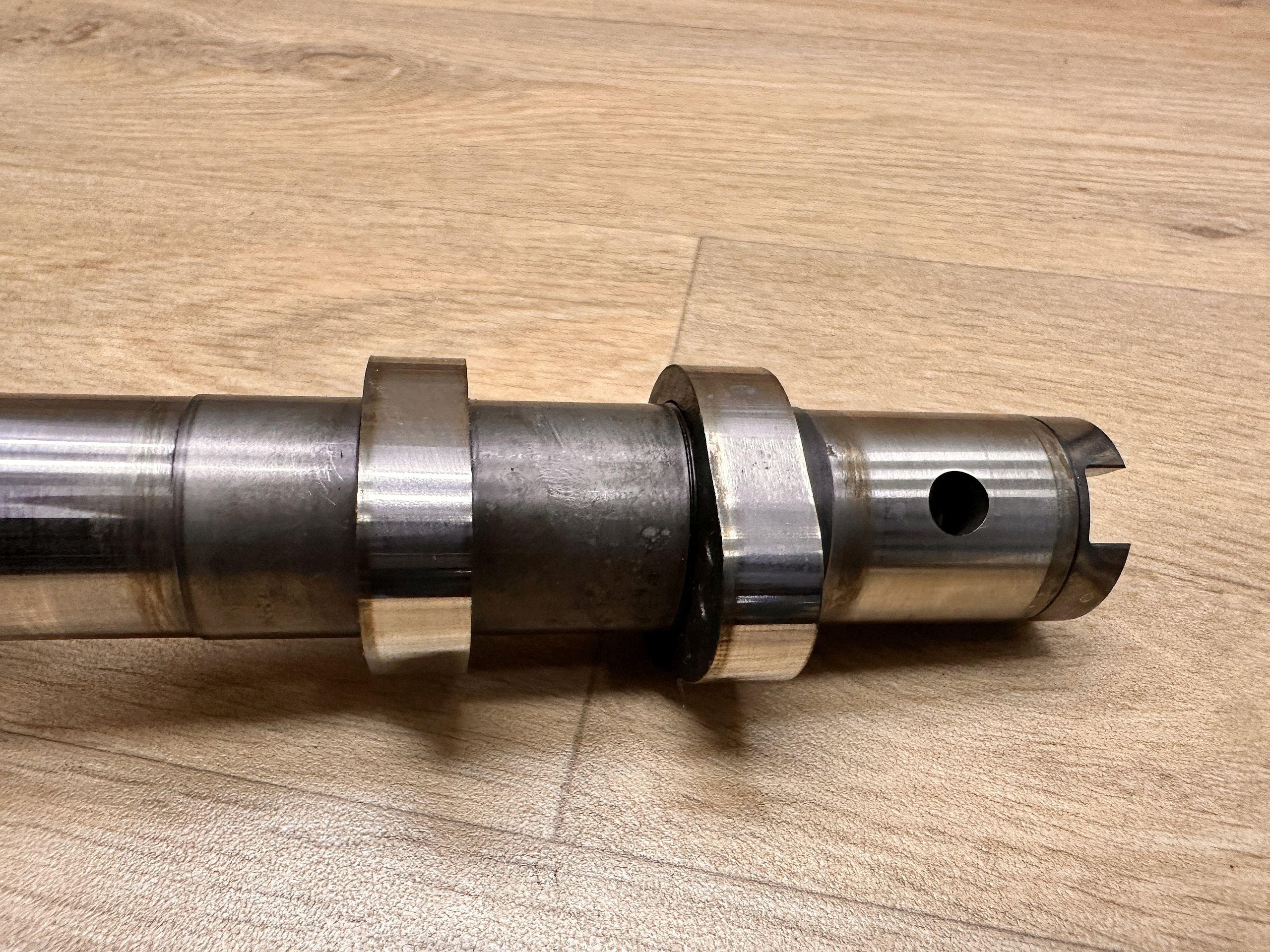 Arbre à cames échappement Ford Transit MK7 2.2 TDCI image 5