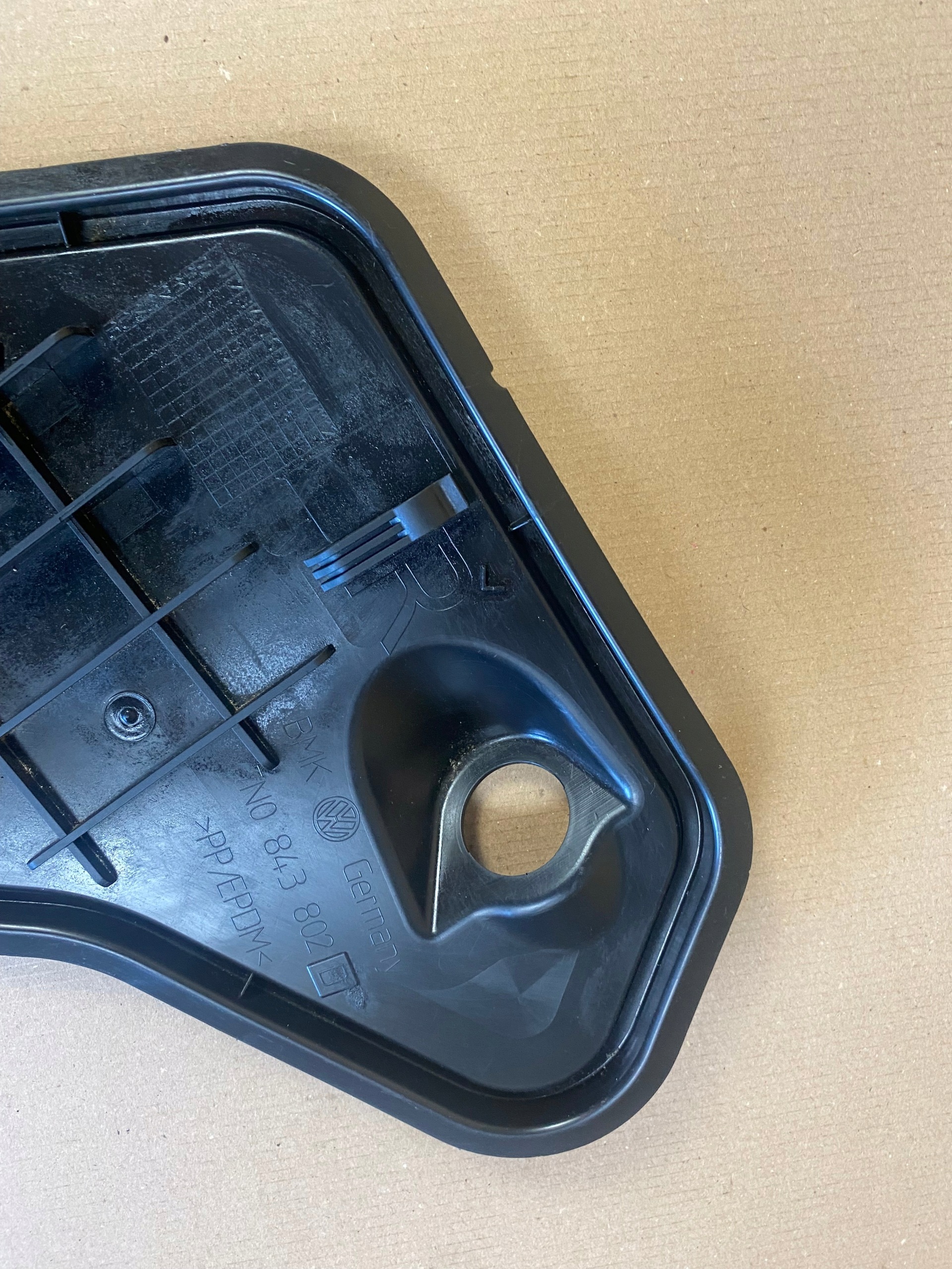 VW Sharan liukuoven lista oikea 7N0843802D