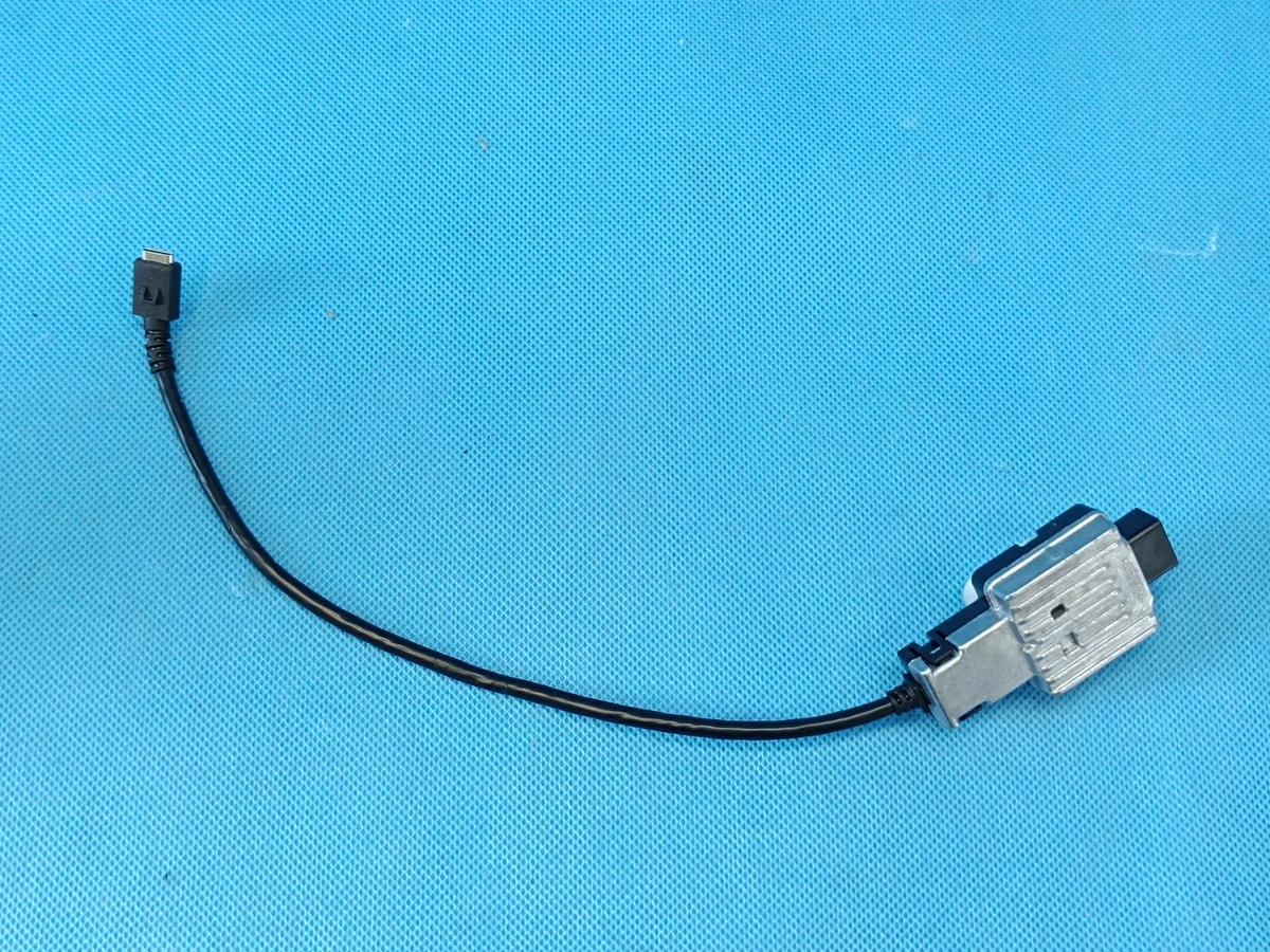 USB-portti Skoda Octavia IV 5E3035954F