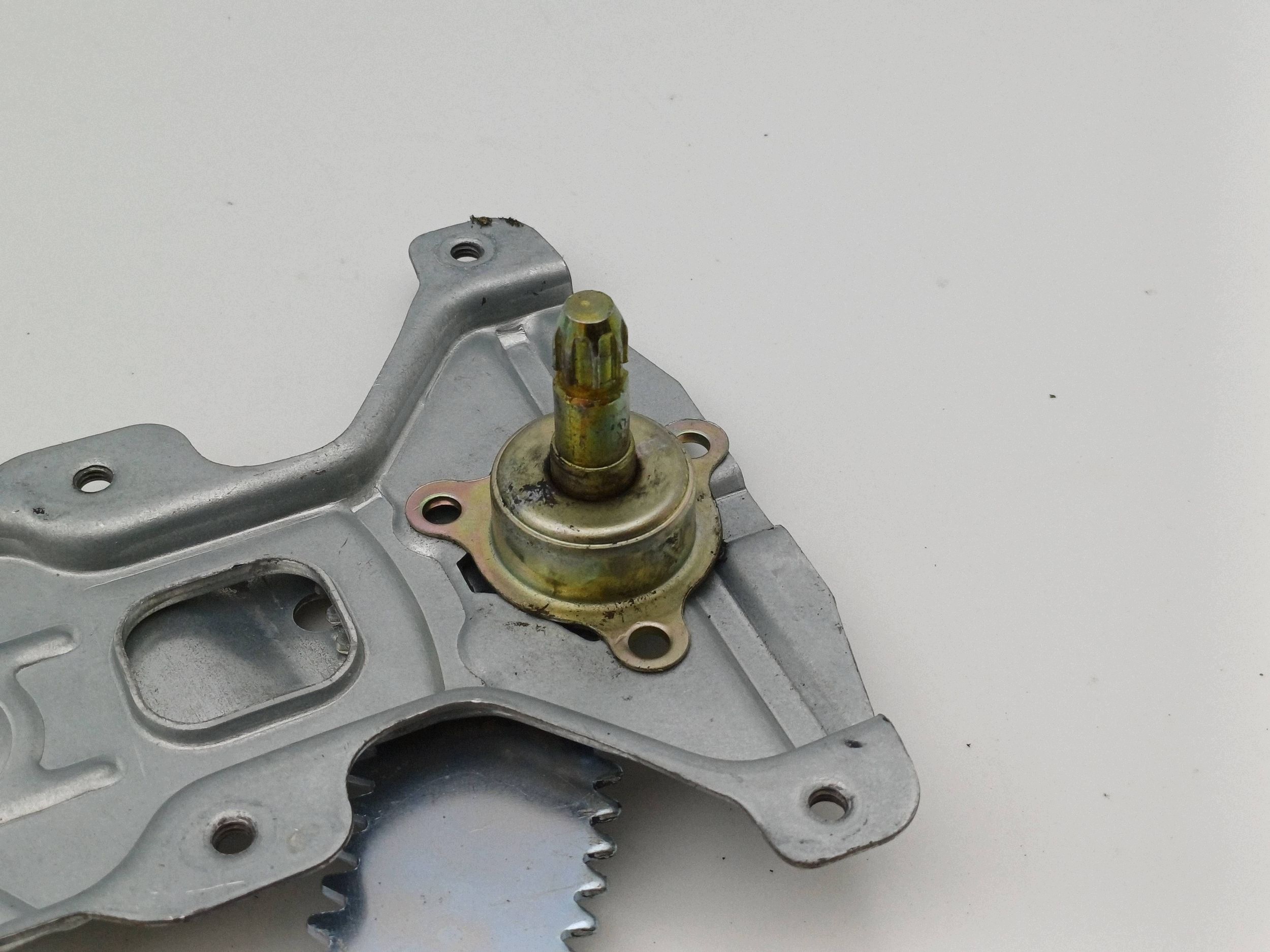Lasi-ikkunan nostin Chevrolet Matiz vasen taka