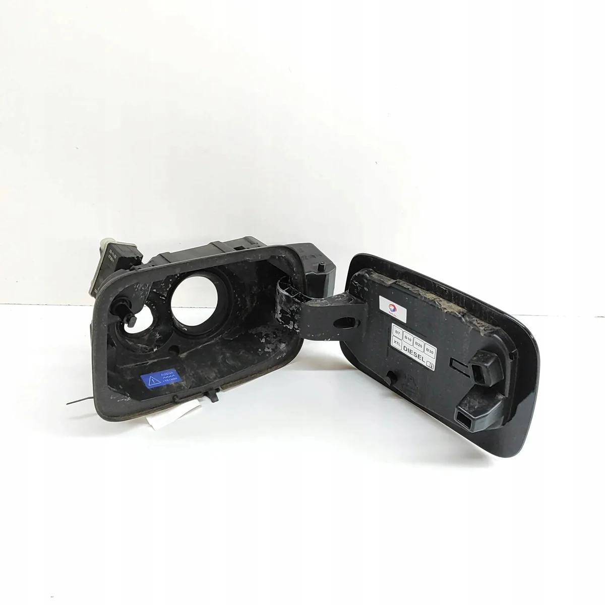 Bouchon réservoir Citroën C5 Aircross 9825596780 image 3