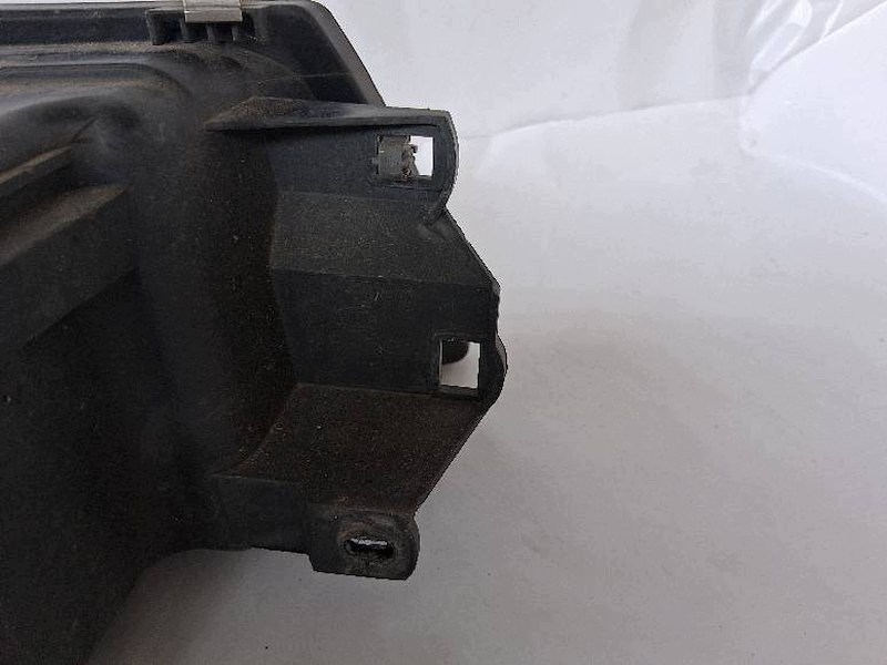 Rear lamp left MITSUBISHI CARIMA image 3