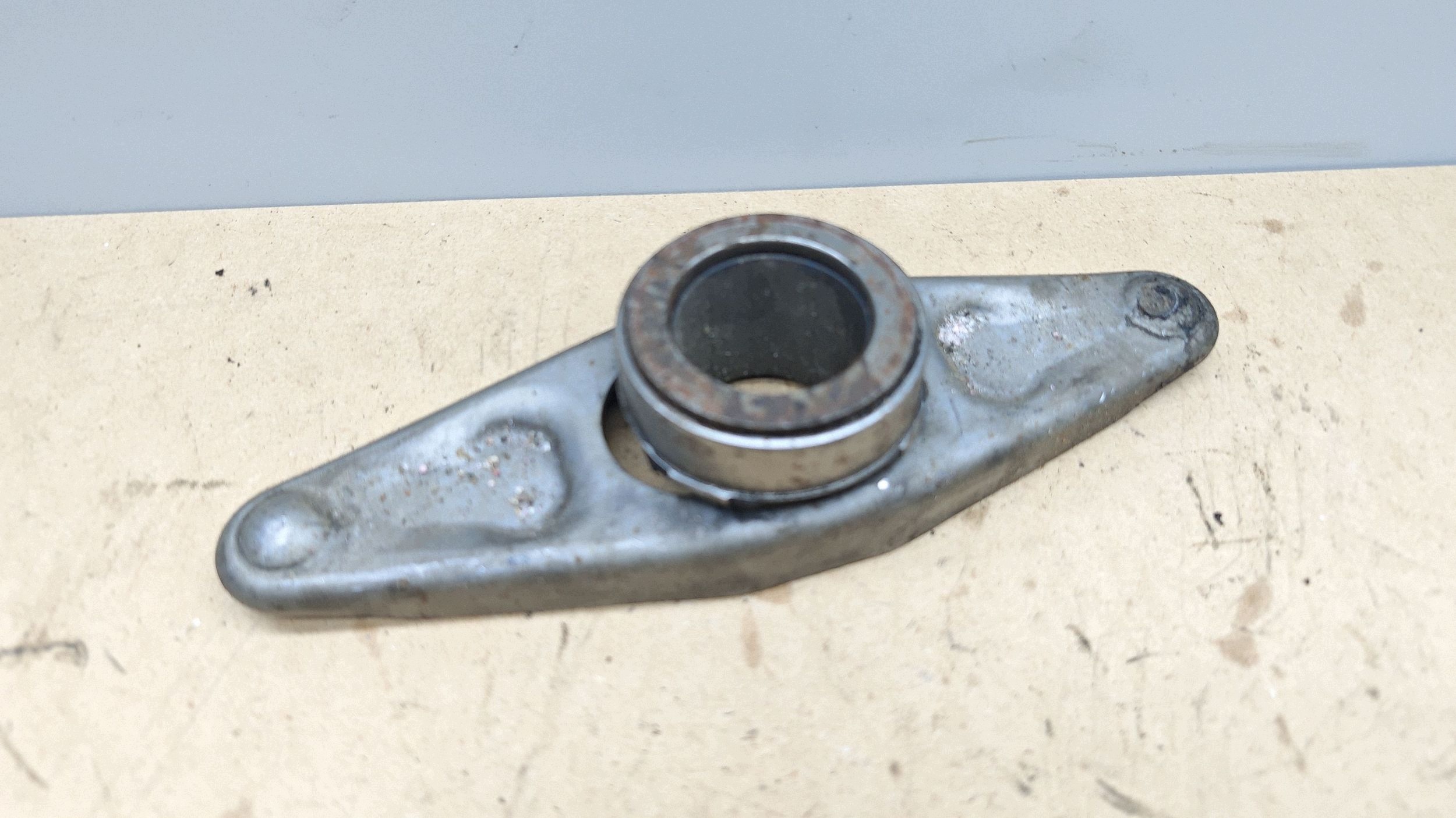 Embreagem BMW 1 E81 E87 NMN18518 Usada image 2