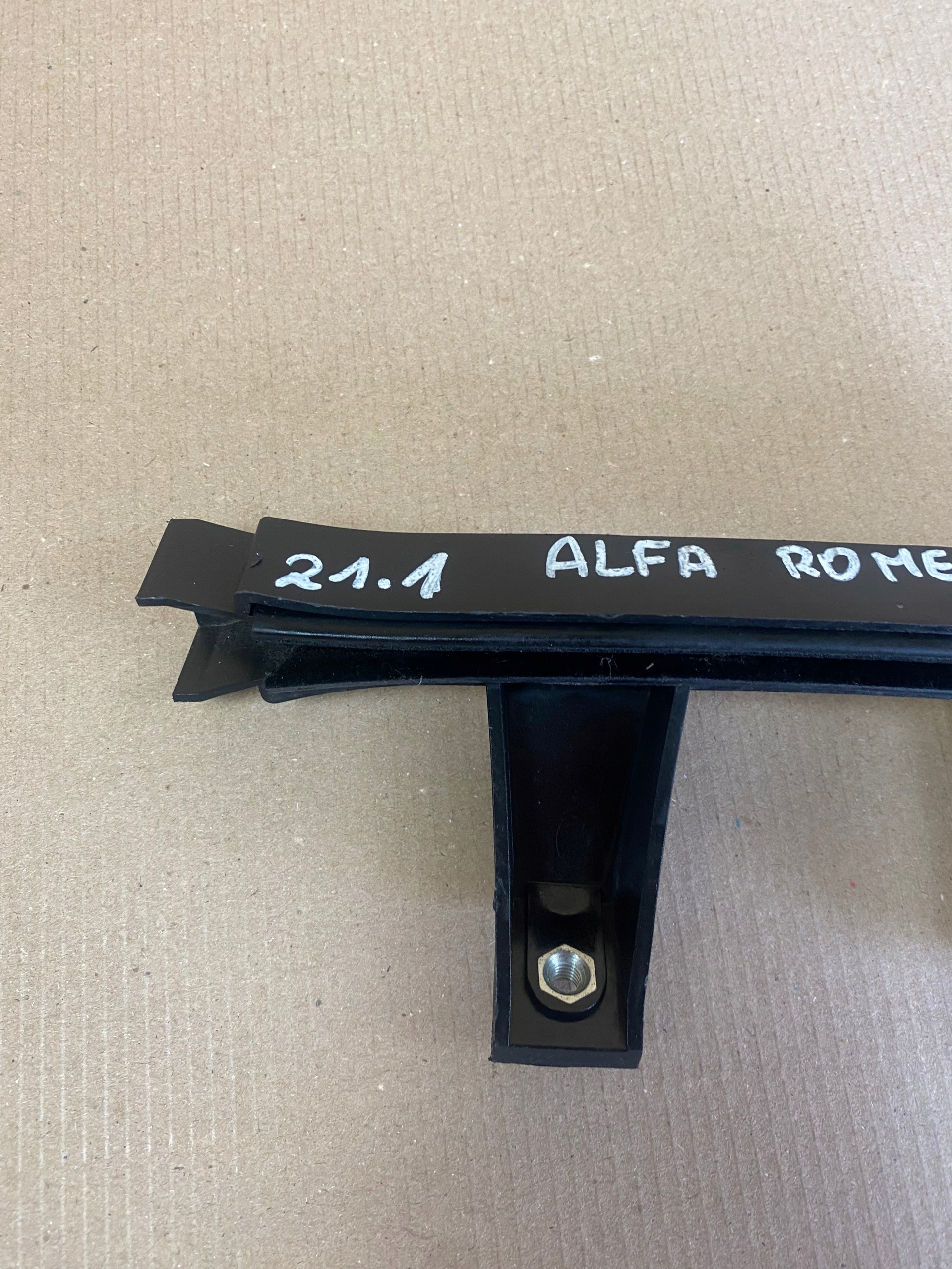 Alfa Romeo 159 Takaluukun Ohjain 60688274