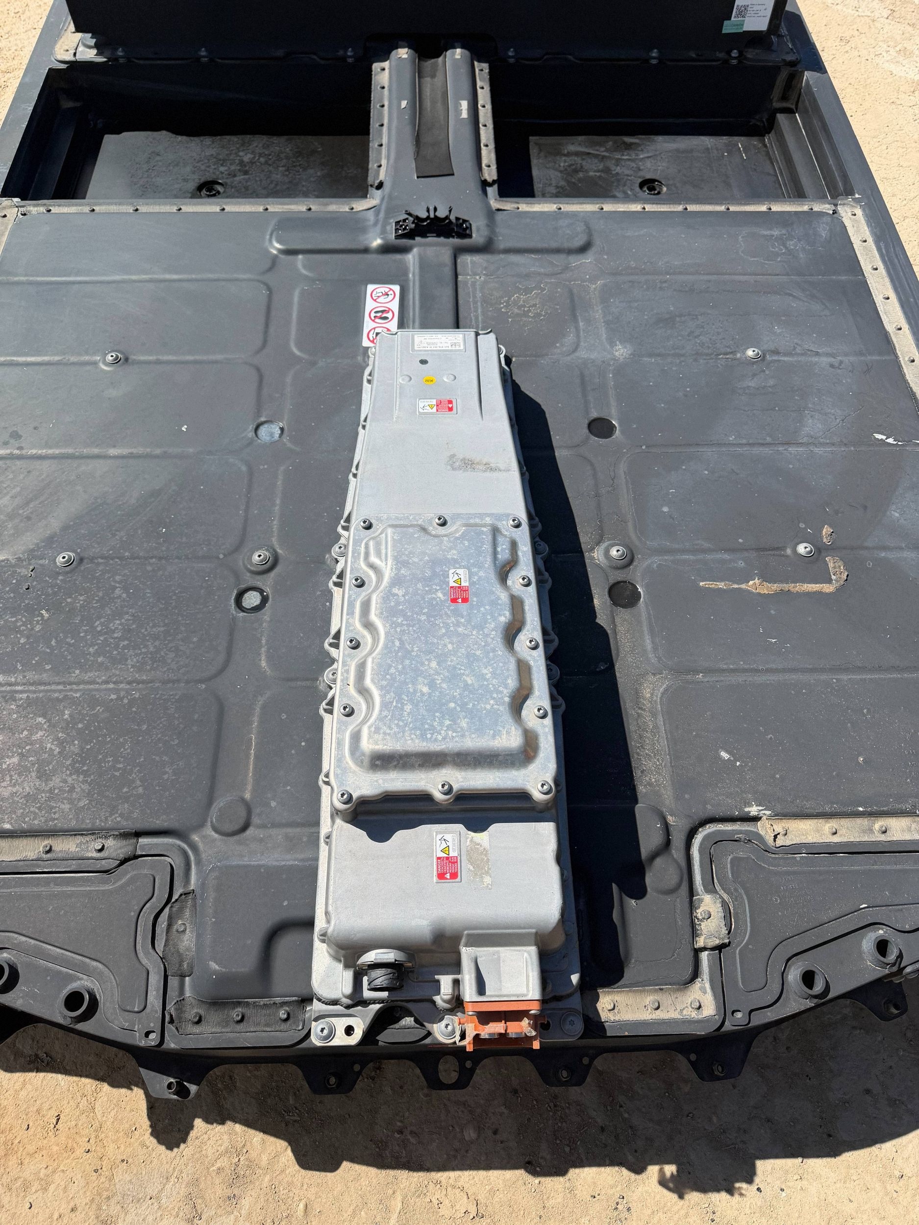 PORSCHE TAYCAN 4S HEAD BATHER image 5