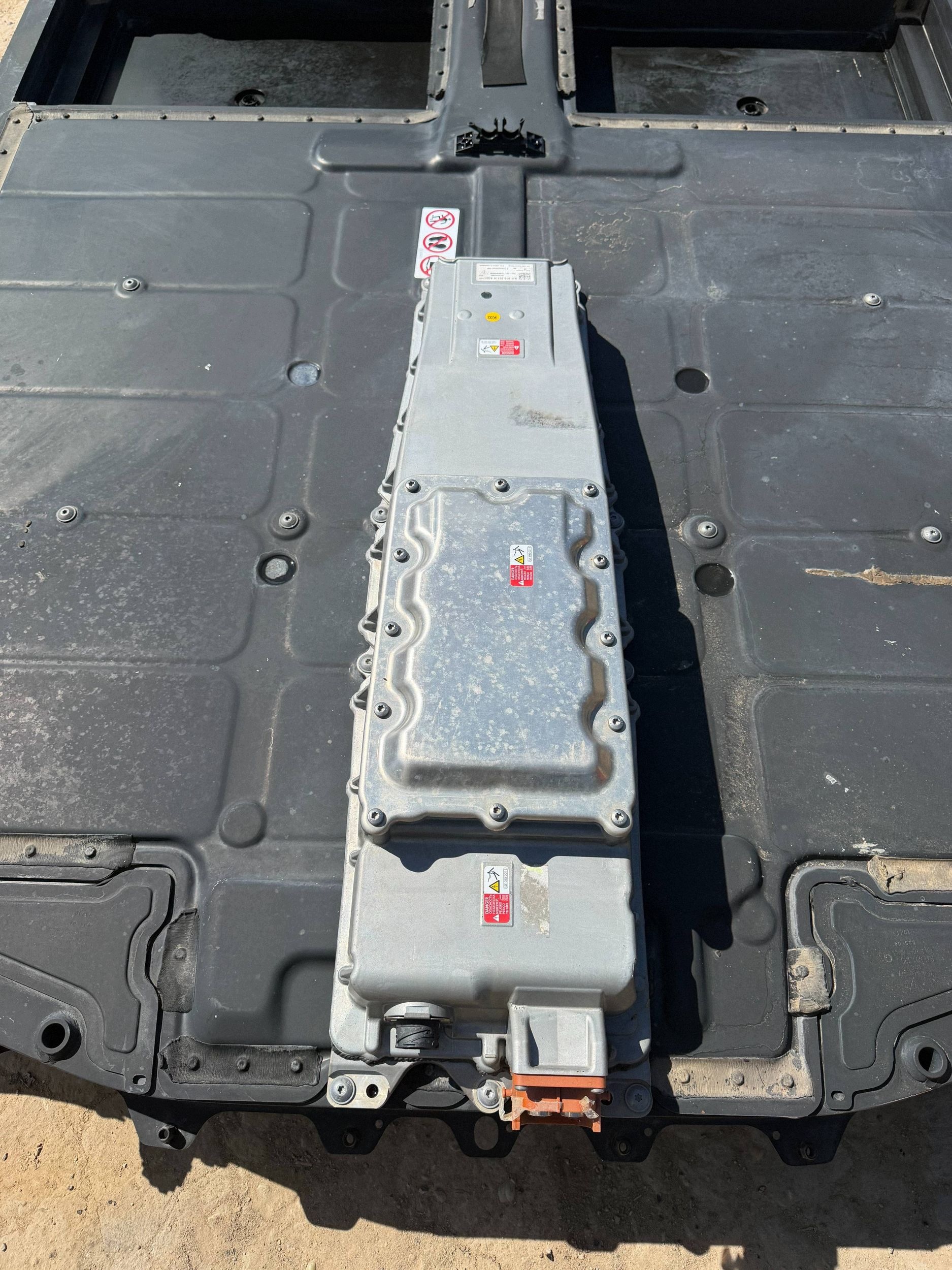 PORSCHE TAYCAN 4S HEAD BATHER image 7