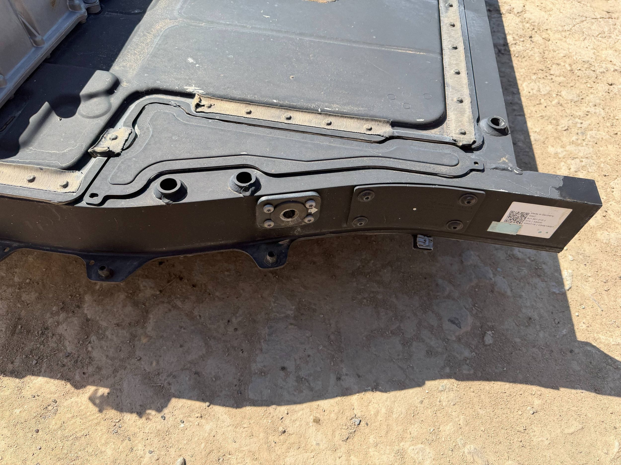 PORSCHE TAYCAN 4S HEAD BATHER image 8