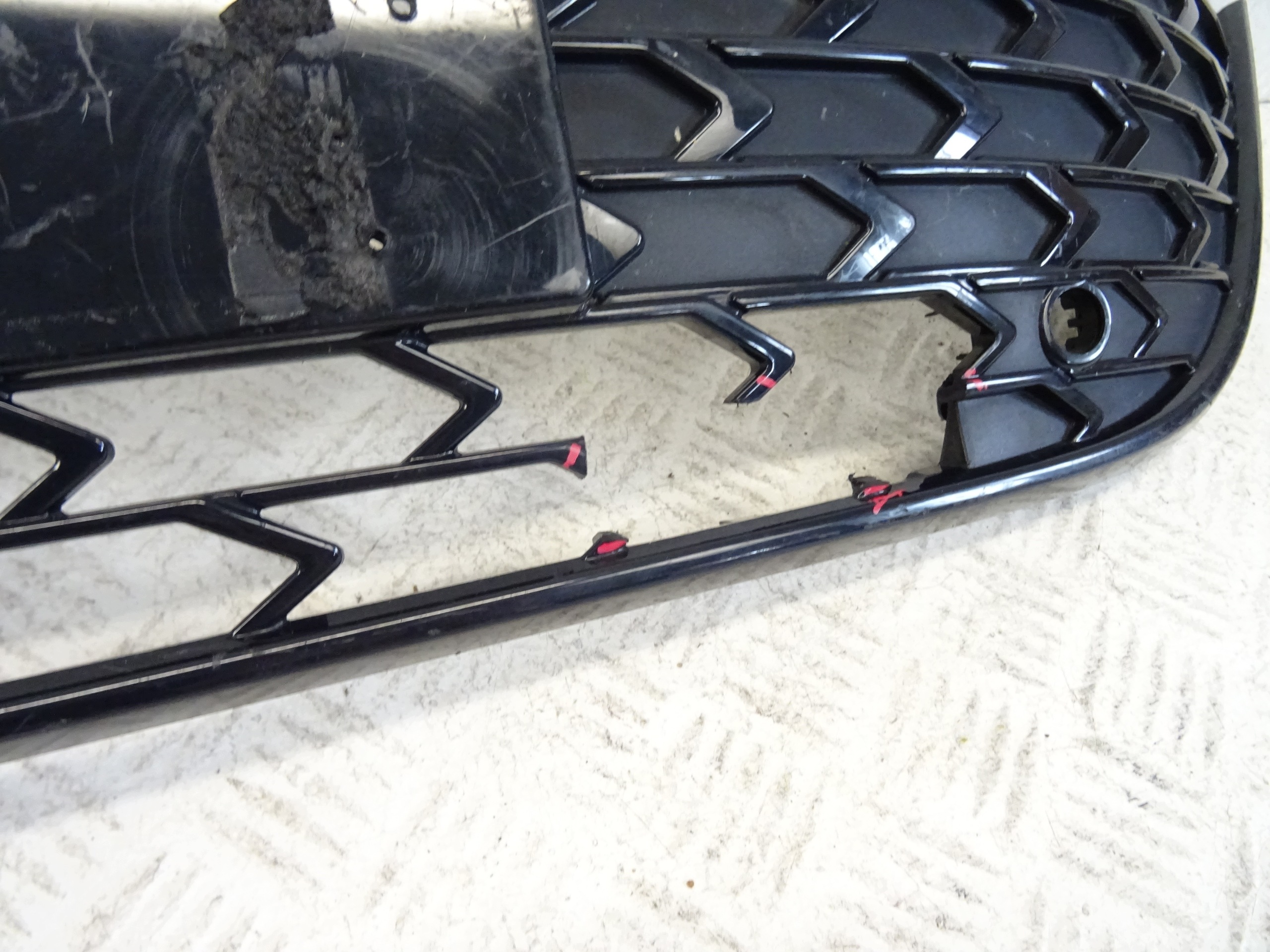 Grille centrale Toyota Corolla E21 53102-02650 image 6