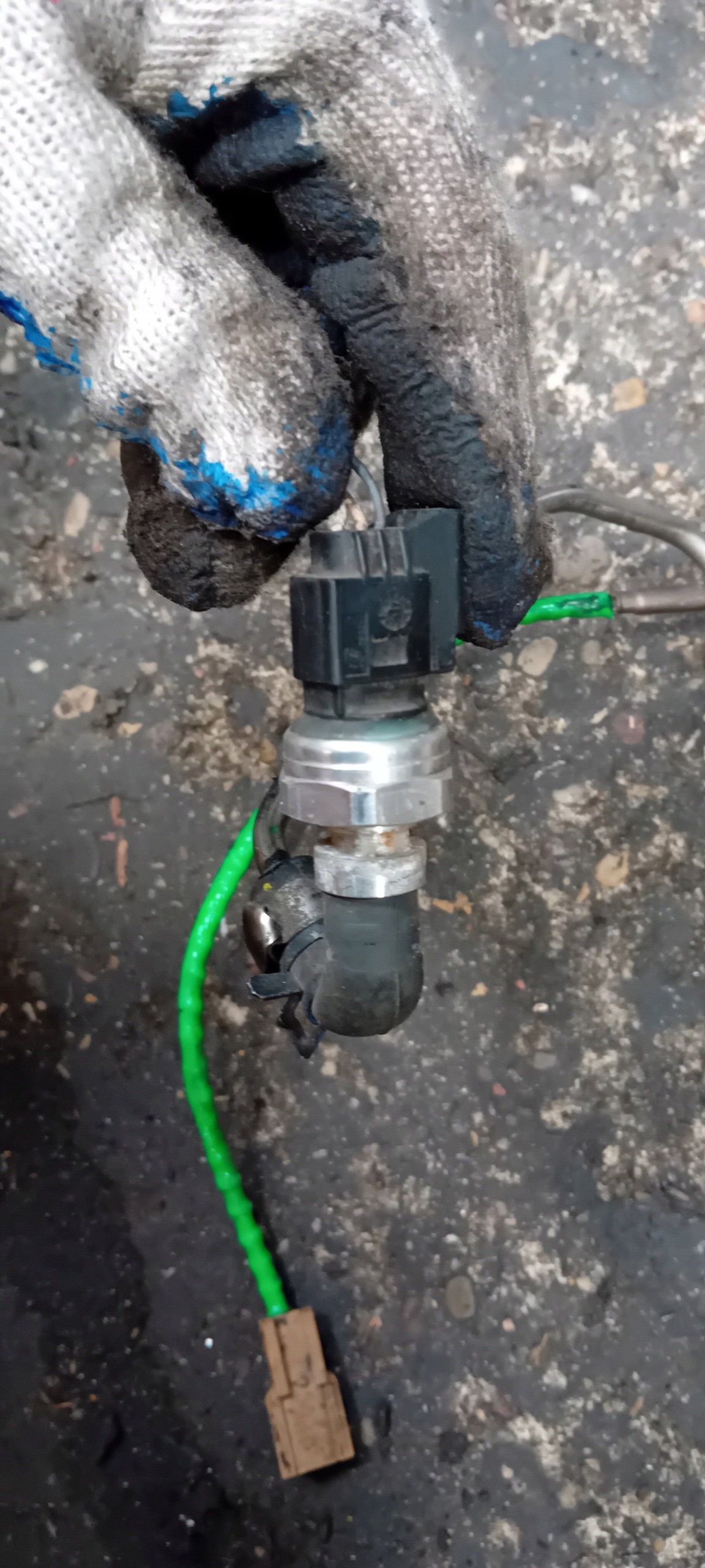 Sensor presión gases Opel Vivaro 2016 223217619R image 2