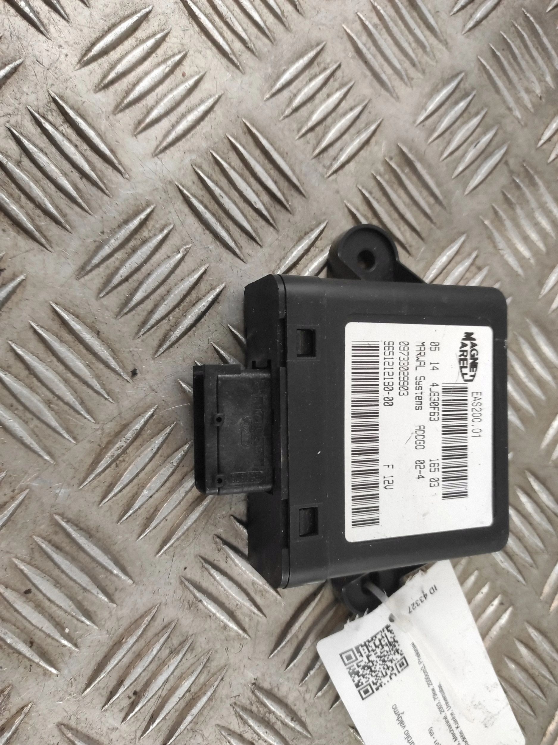 Peugeot 307 Inyector ECU 9651212180 Usado image 3