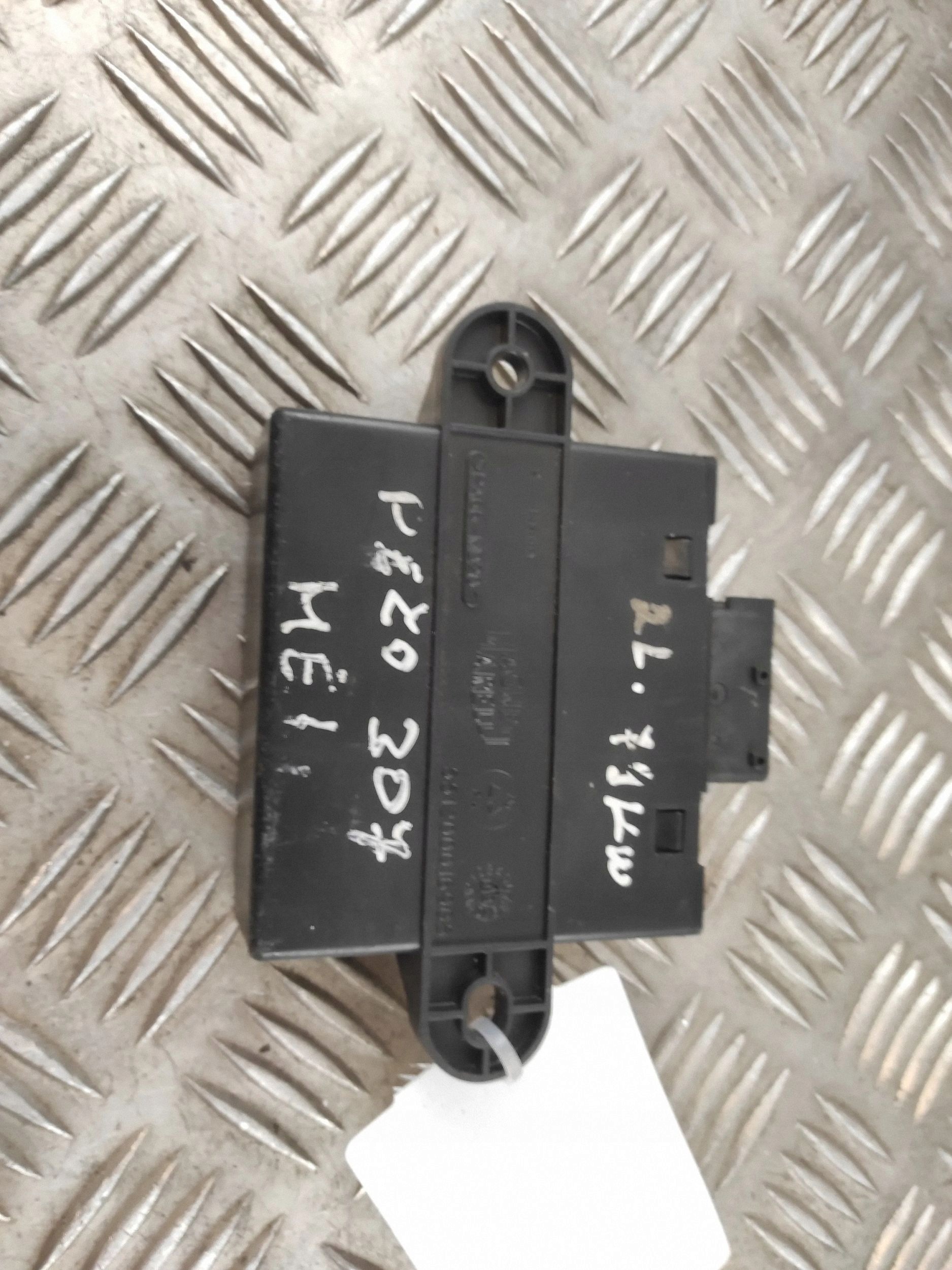 Peugeot 307 Inyector ECU 9651212180 Usado image 5