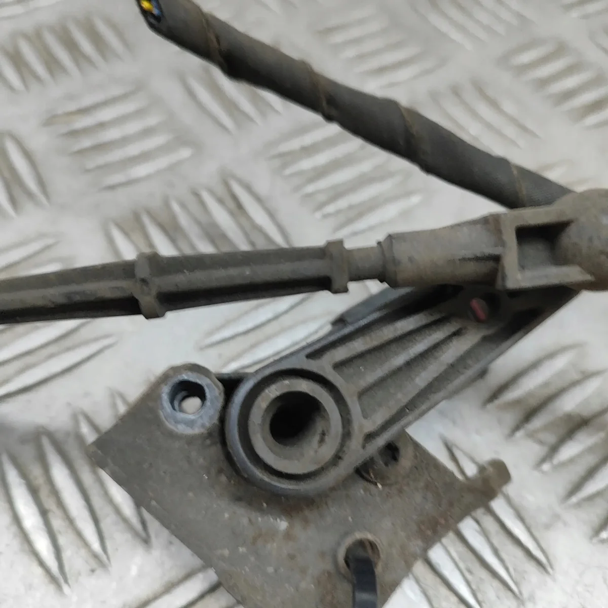 Porsche Cayenne (9Y0/9Y3) Sensor 958941310H image 5
