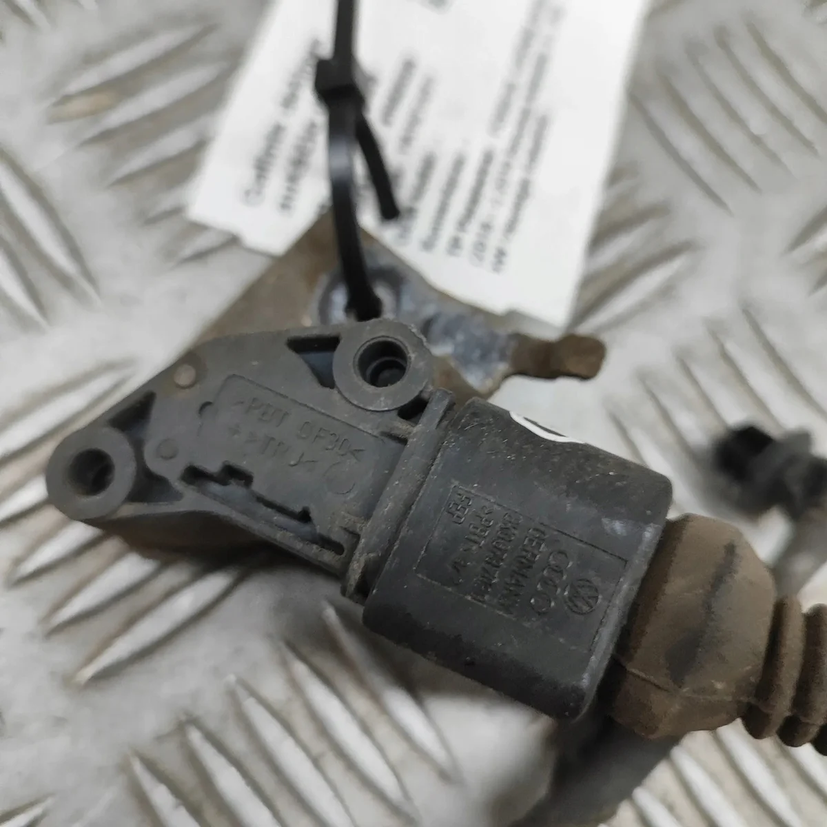 Porsche Cayenne (9Y0/9Y3) Sensor 958941310H image 6