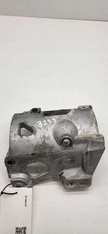 Nissan Leaf I (ZE0) 2012 Mounting Parts OEM 119103NA0A