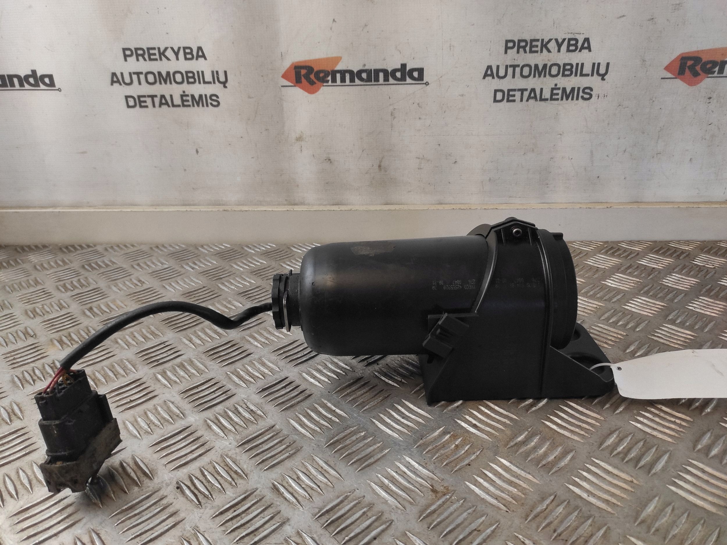 Carcaça do Filtro de Combustível Iveco Daily 504182147 image 3