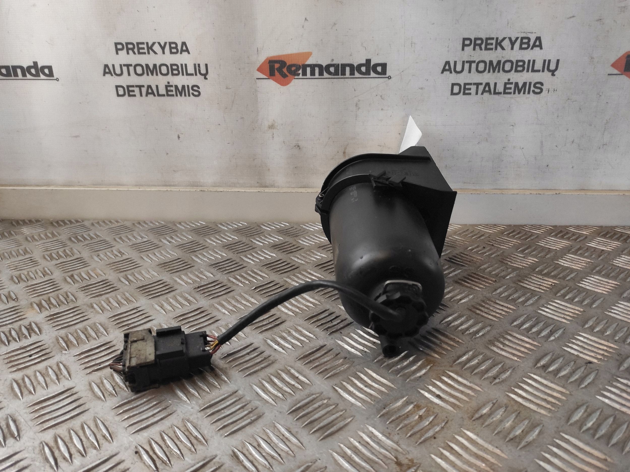 Carcaça do Filtro de Combustível Iveco Daily 504182147 image 4