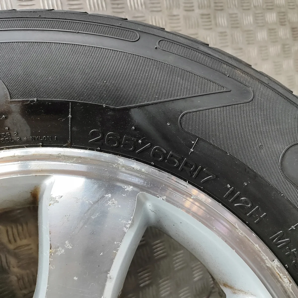 Roue de secours Toyota Land Cruiser 120 image 8