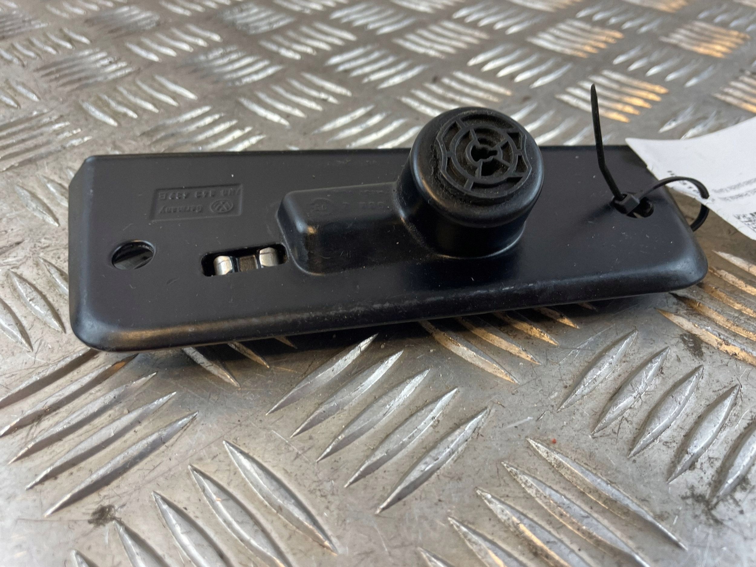 Gebruikte deurslot actuator 7H0843639E VW image 4