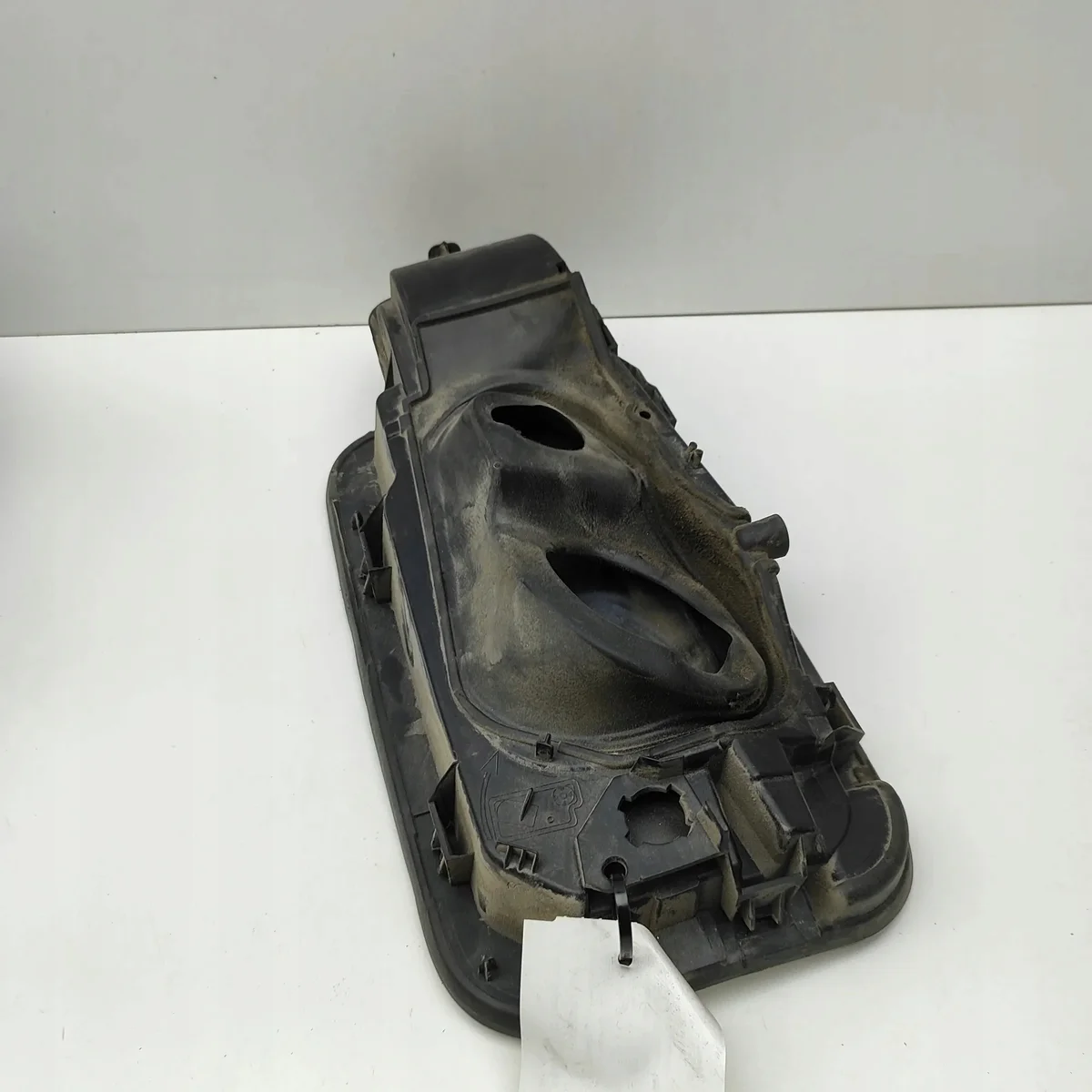 Polttoainetankin luukku Peugeot Partner 9819749680 image 4