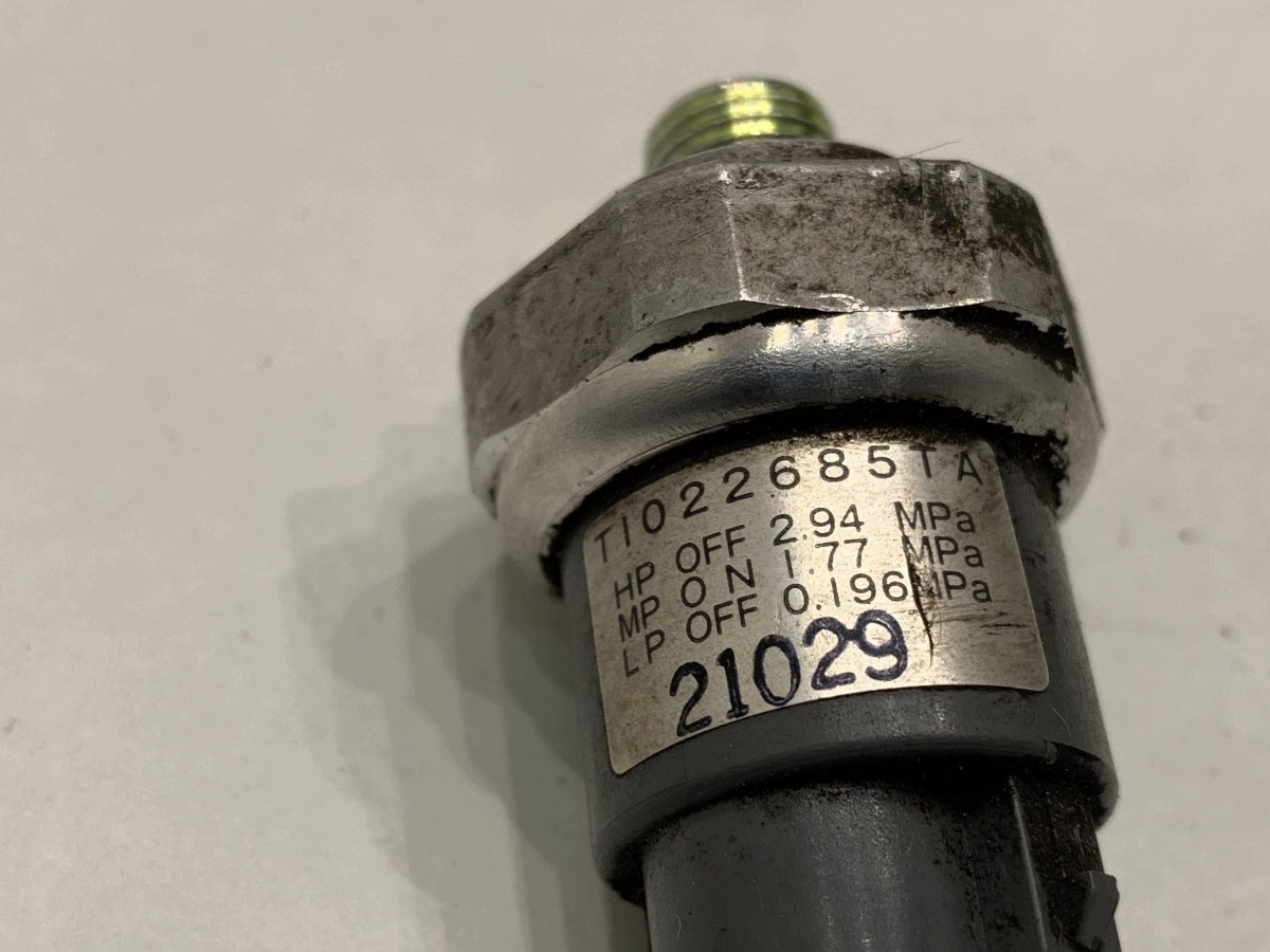 Capteur clim Subaru Forester III T1022685TA image 3