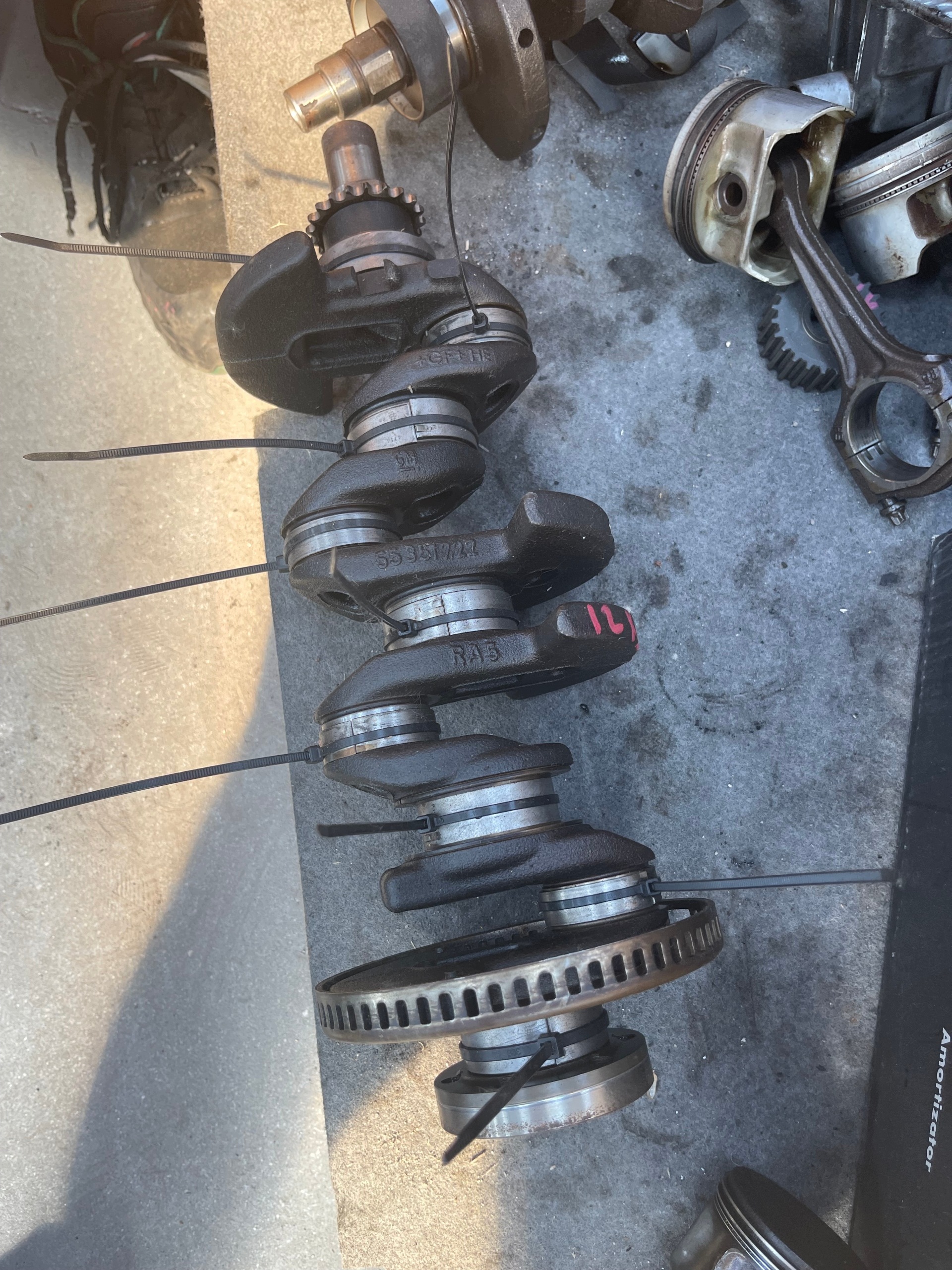 Vilebrequin Opel 1.2 Z12XEP avec coussinets 55351722 image 2