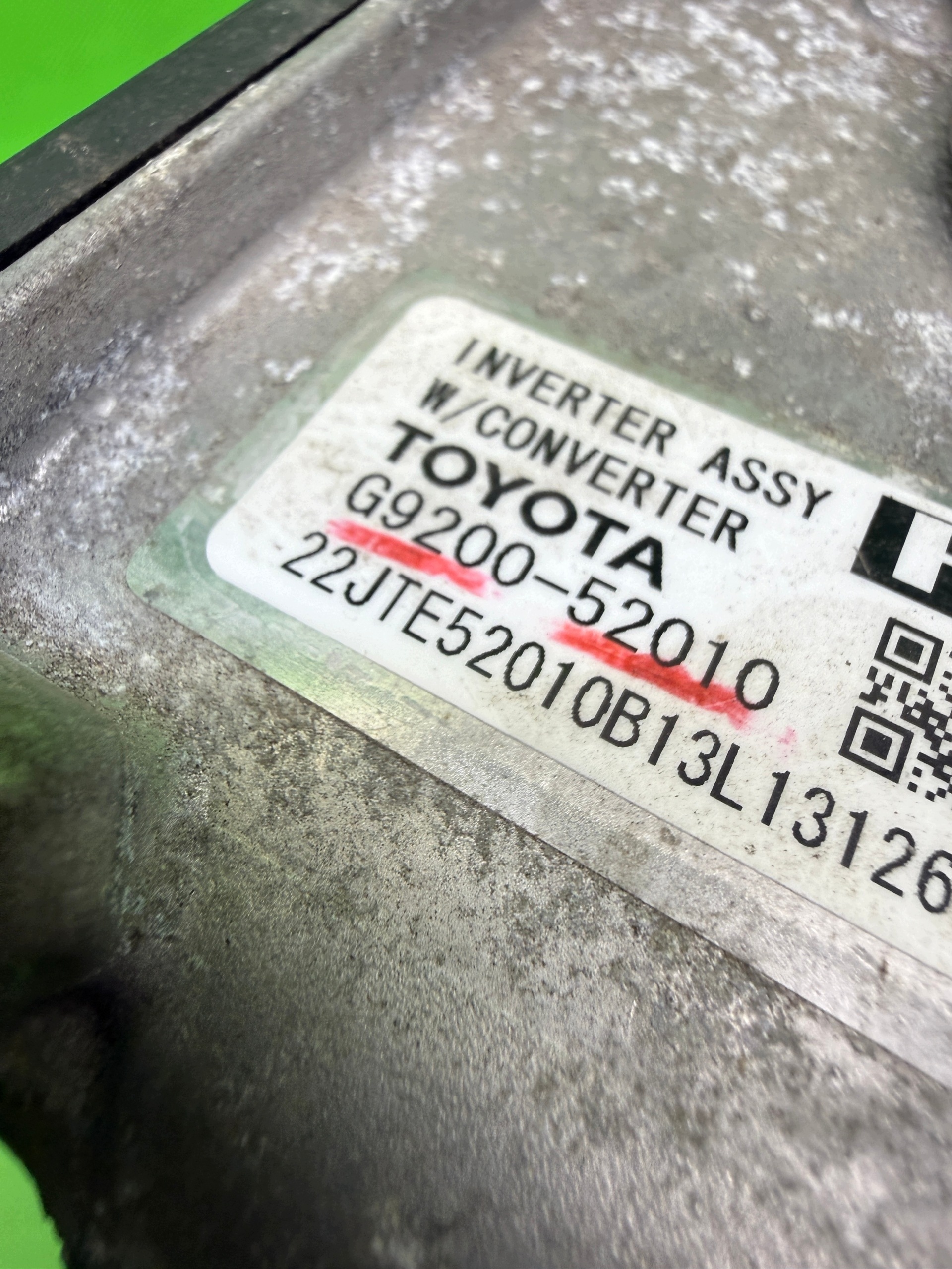 Onduleur Toyota Yaris Hybrid G9200-52010 image 5