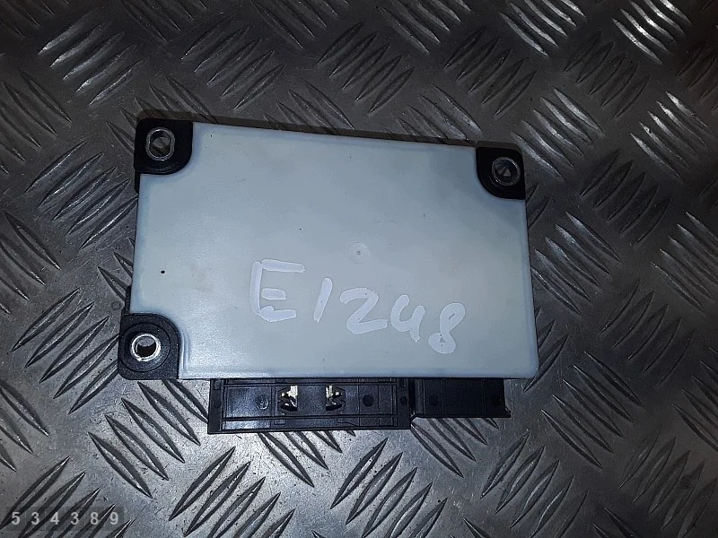 ECU 985100408R Renault Scenic III Käytetty