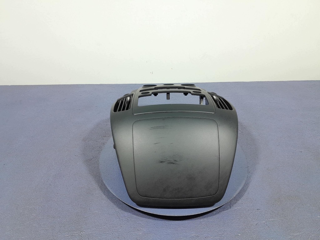Hyundai i30 I FD LIFT 10- HB 5D Radio Blende 84745-2R000 image 3