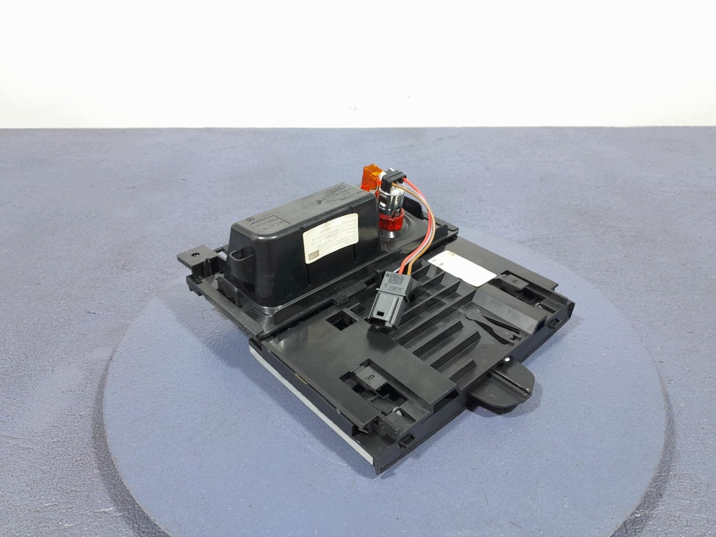 Aschenbecher Audi A6 C7 4G0863273 image 6