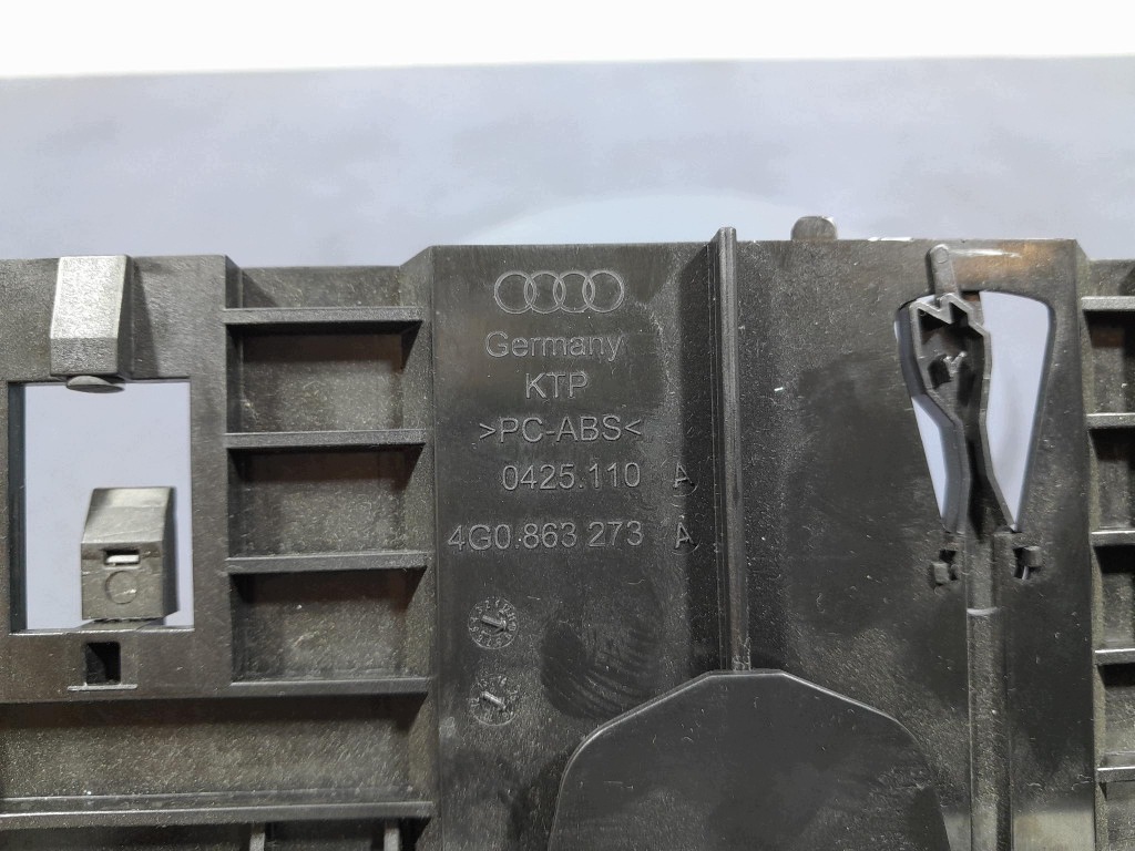Aschenbecher Audi A6 C7 4G0863273 image 9