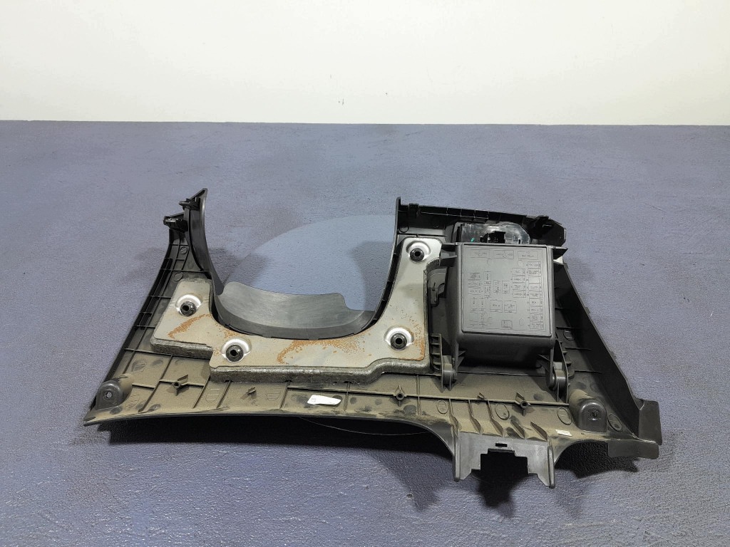 Chevrolet Cruze J300 LIFT 12- untere Ablage links image 3