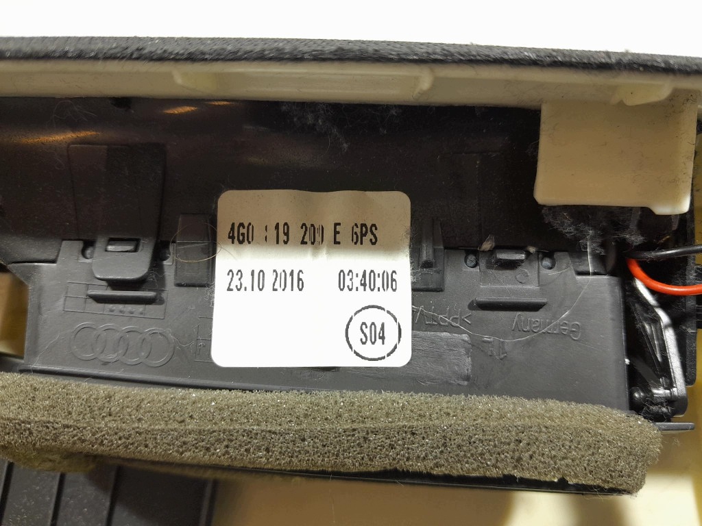 Audi A6 C7 Kombi B-Säulen-Abdeckung links 4G0867243 image 4